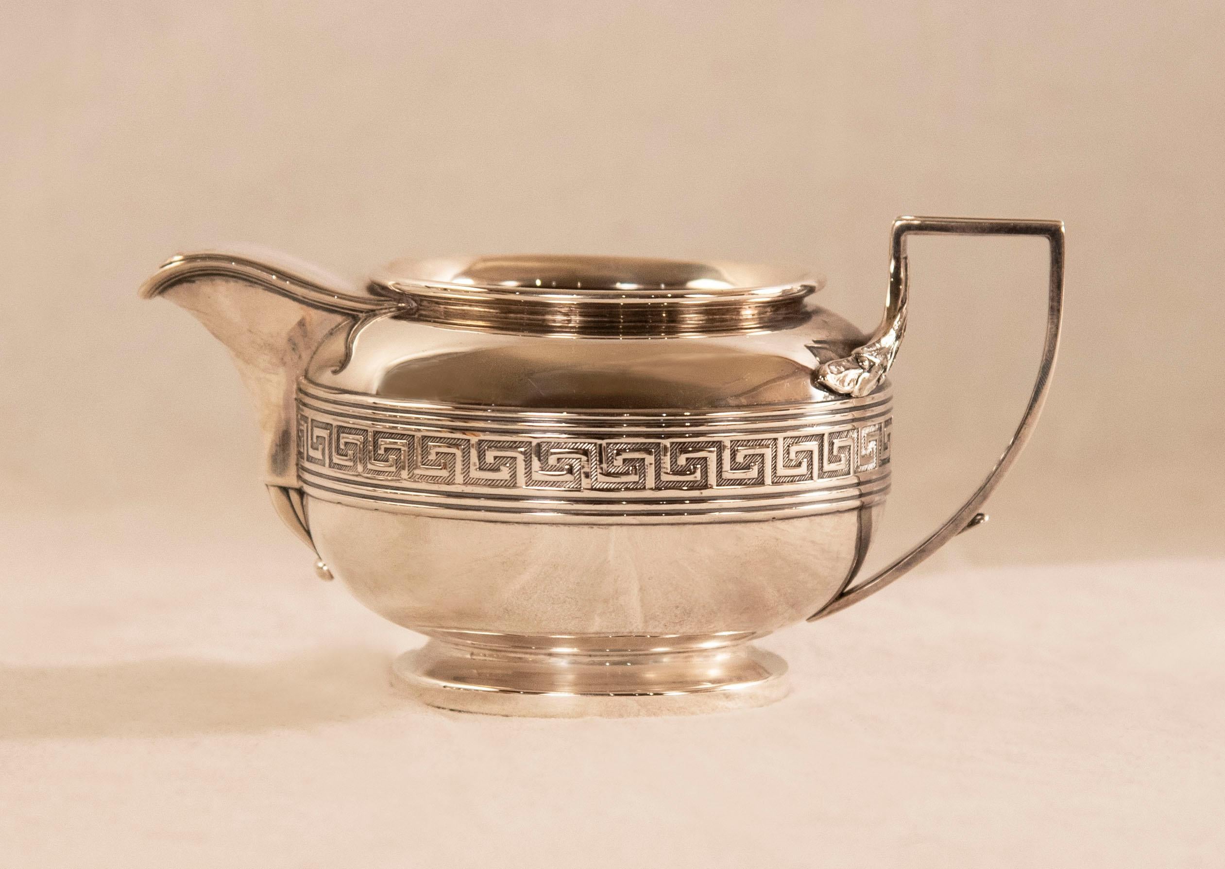 Tiffany Tea and Coffee English Sterling Silver Set In Good Condition For Sale In Salt Lake City, UT