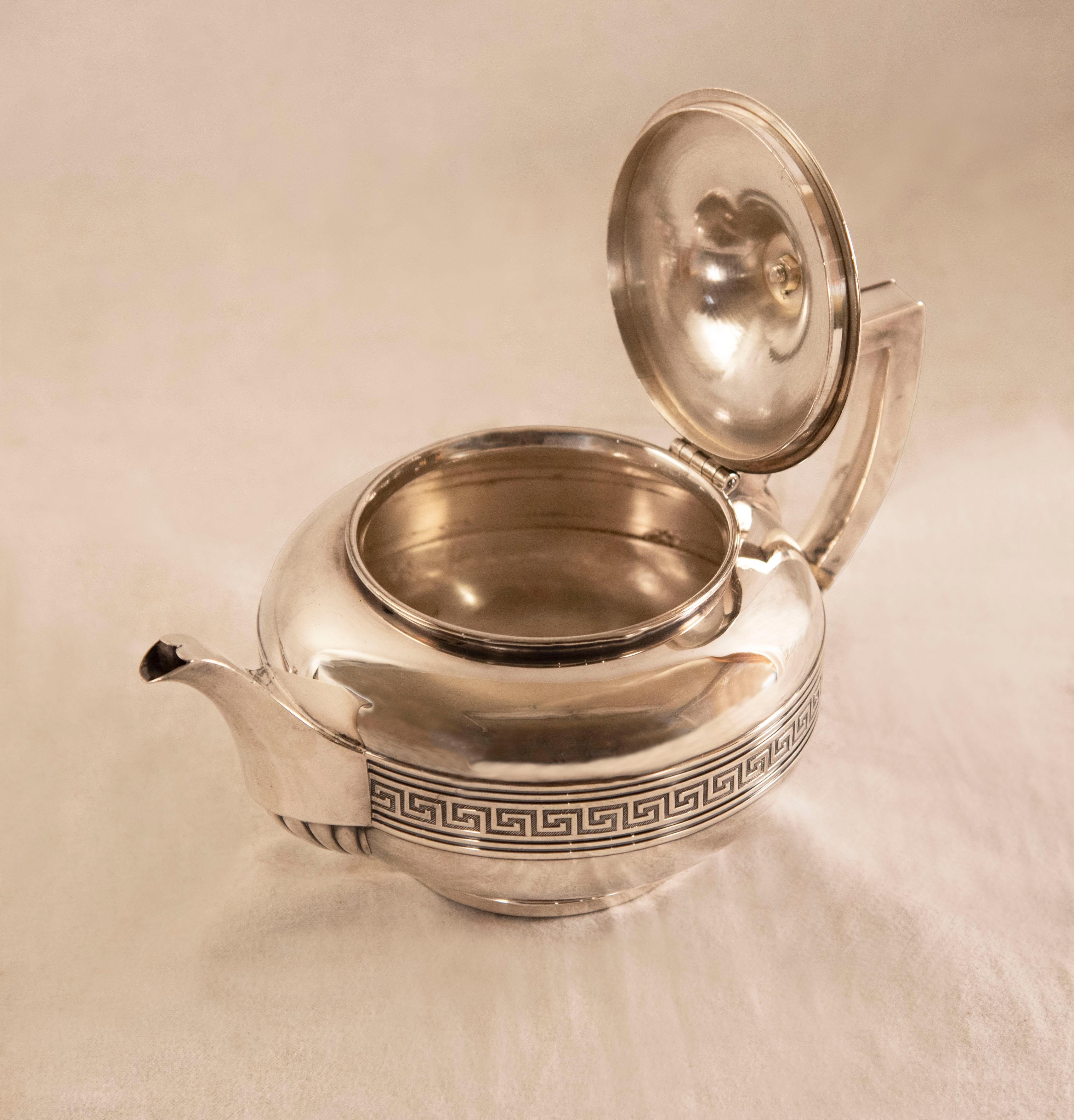 Tiffany Tea and Coffee English Sterling Silver Set For Sale 1