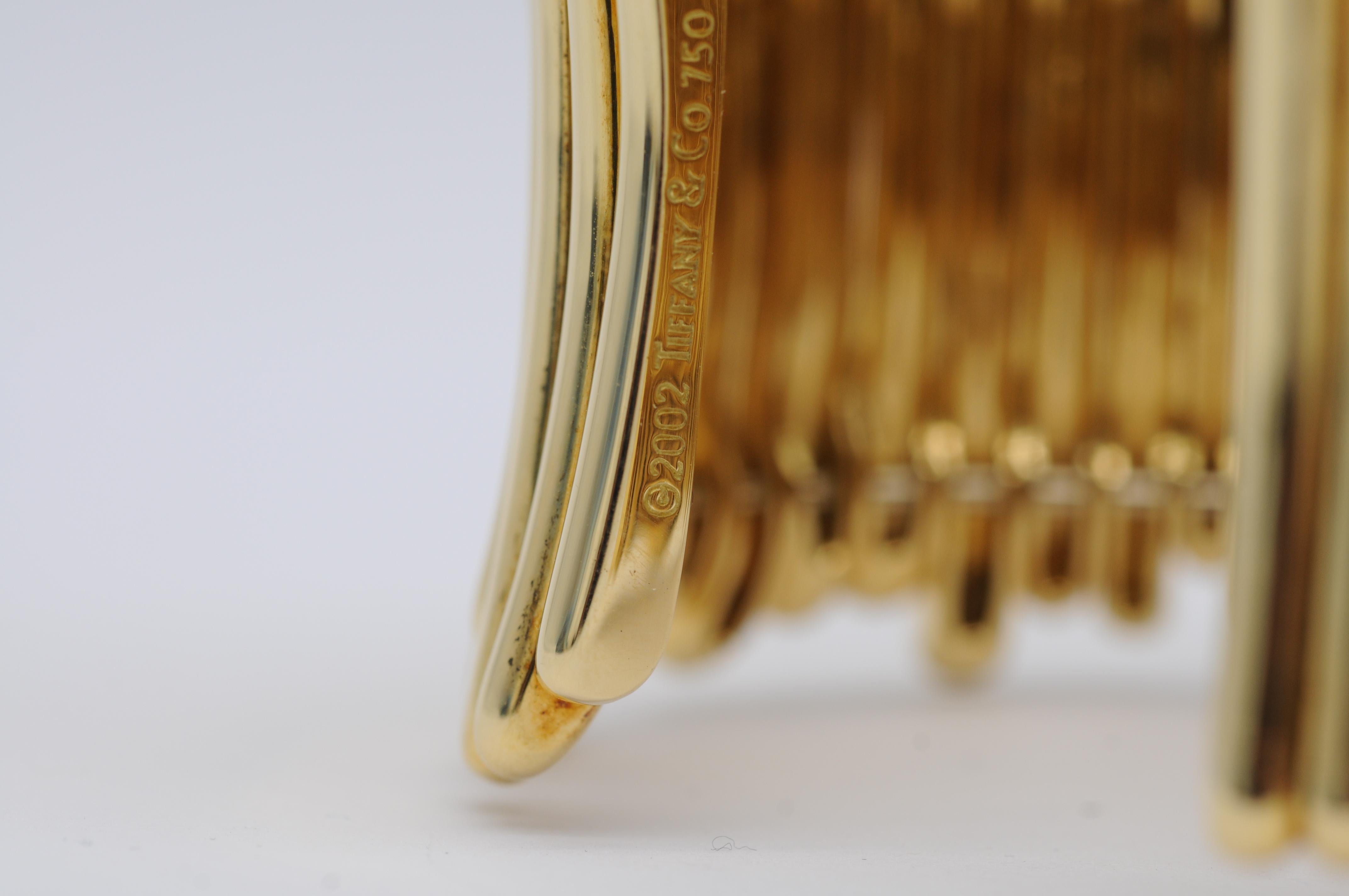 Tiffany Tiffany&Co Bangle in 18k Yellow Gold For Sale 13