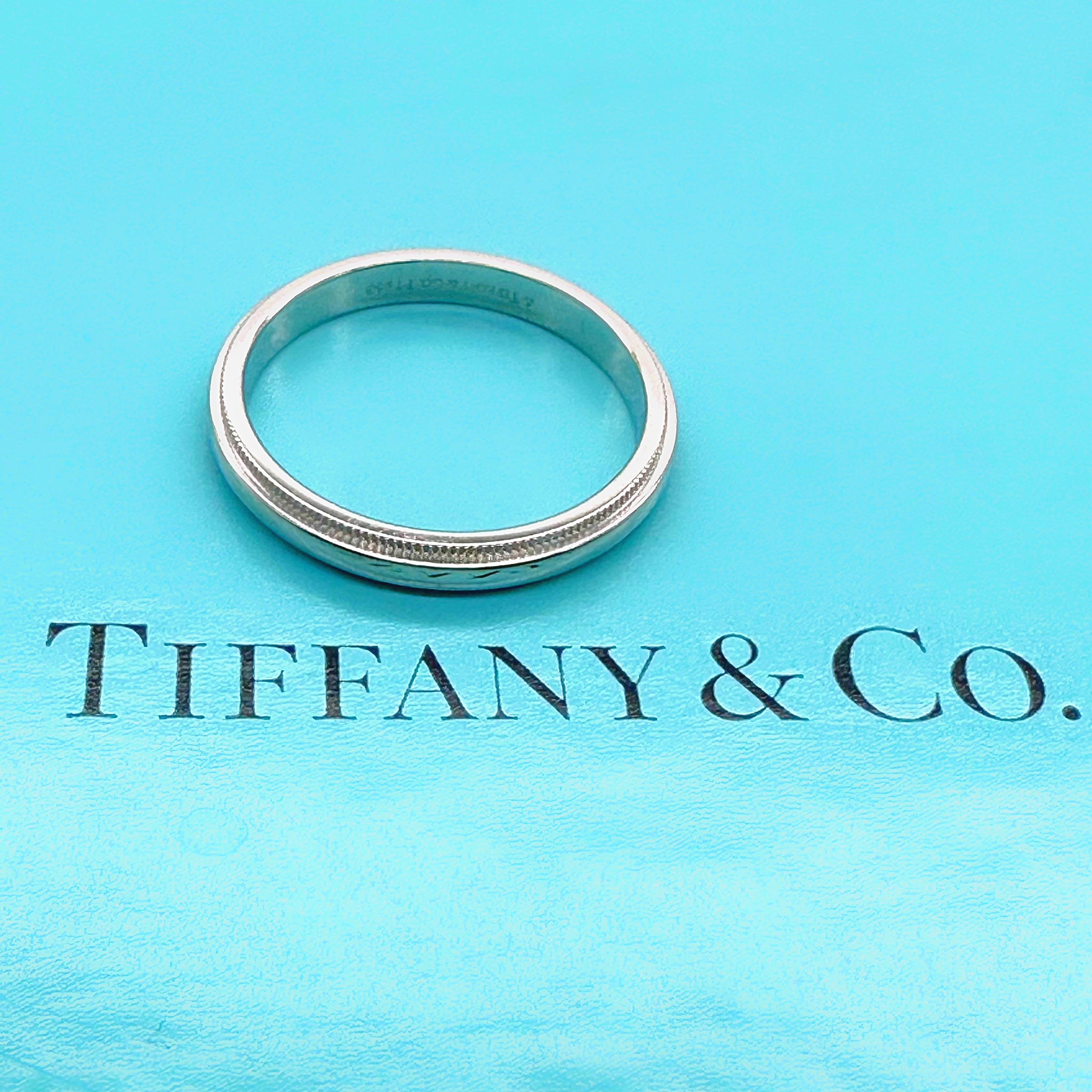 Tiffany Together Milgrain Band Ring in Platinum In Excellent Condition For Sale In San Diego, CA