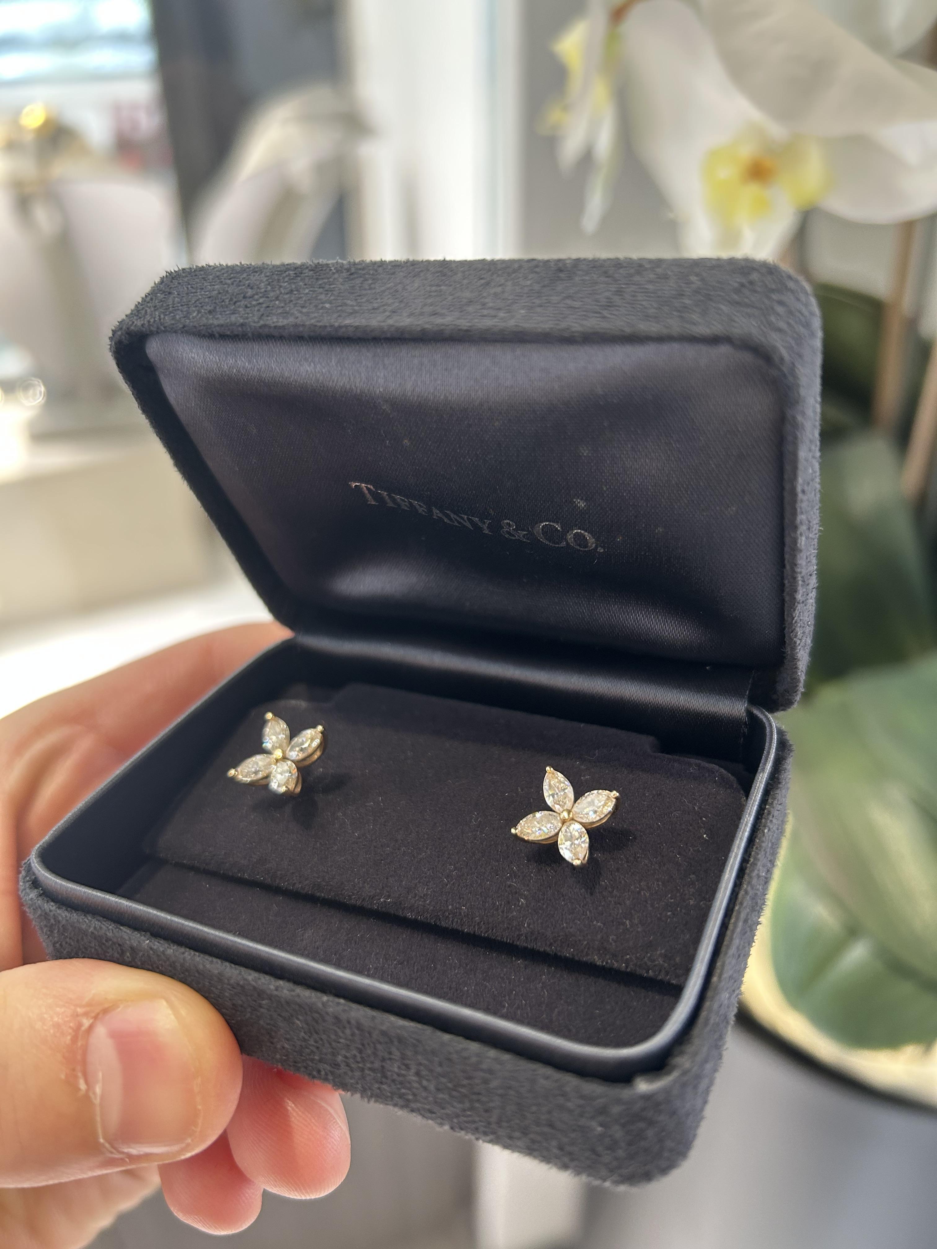 Tiffany Victoria 18k Rose Gold Earrings In condizioni buone in vendita a Miami, FL