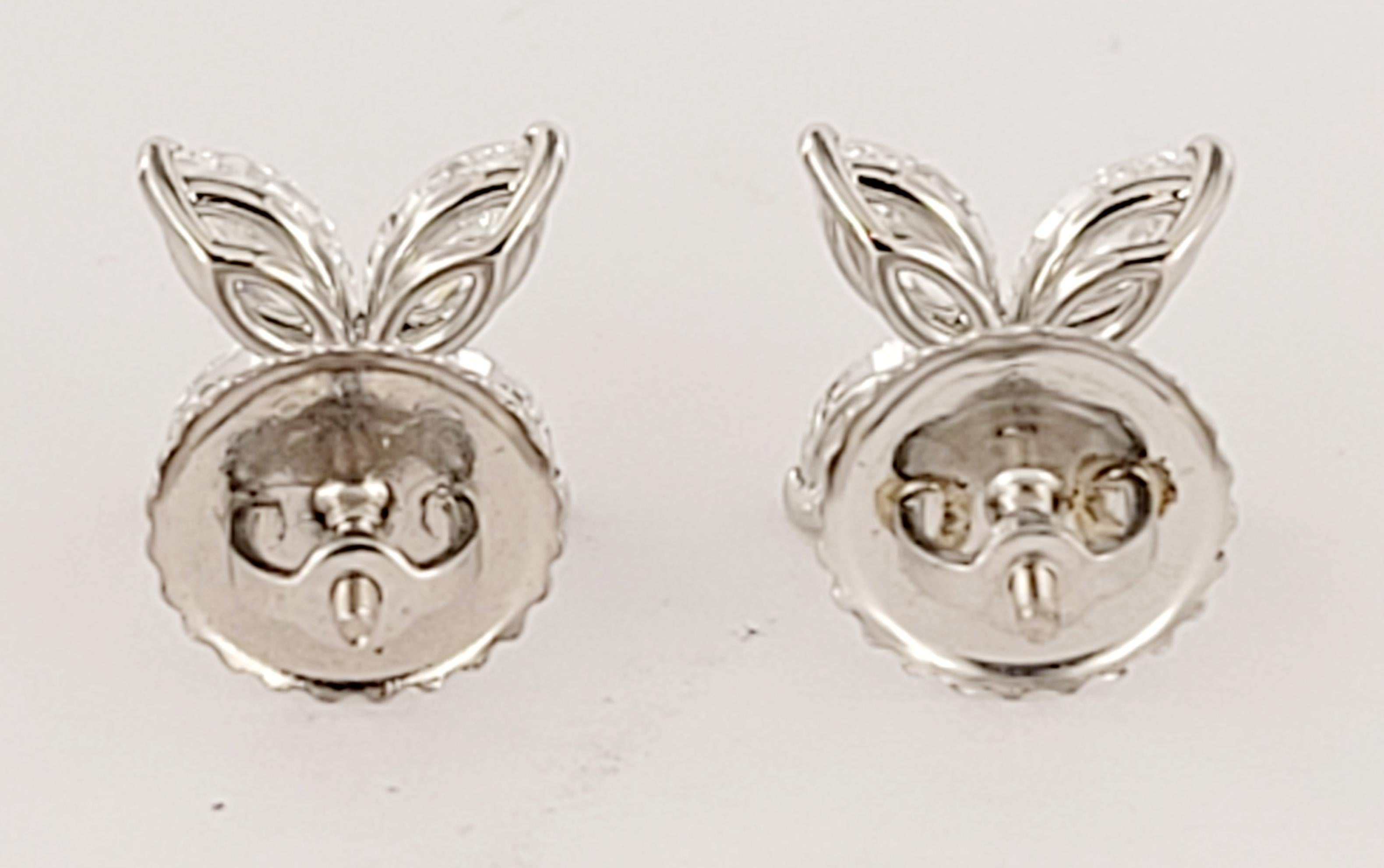Tiffany Victoria Diamond Earrings in PT950 Medium In New Condition In New York, NY