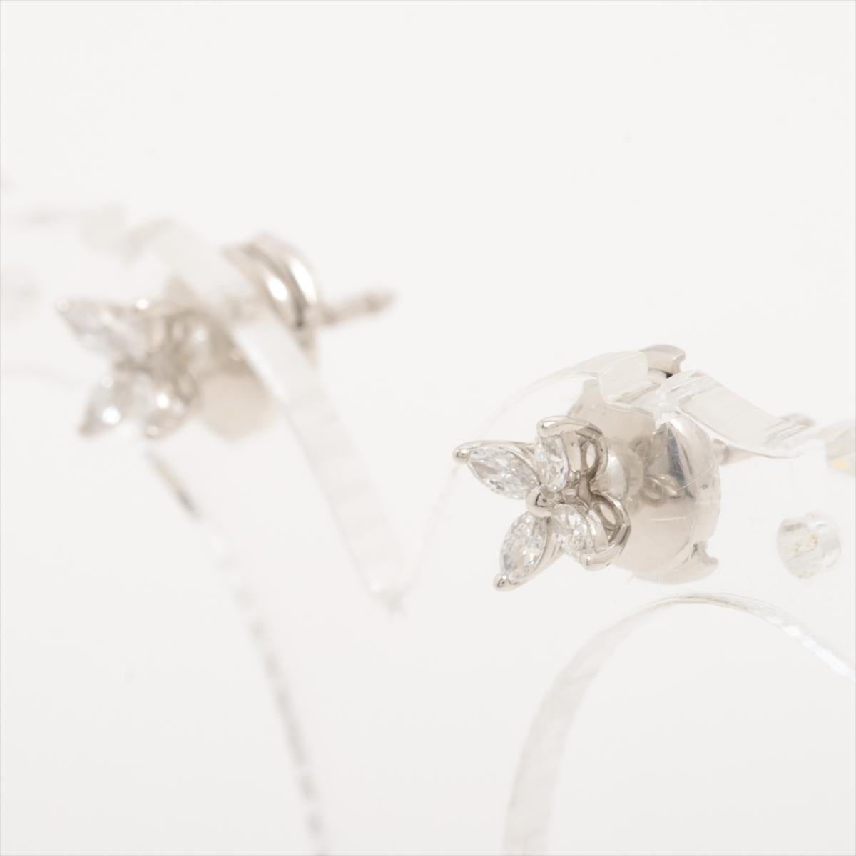 Boucles d'oreilles Pierce avec mini diamants Tiffany Victoria Bon état à Oyster Bay, NY