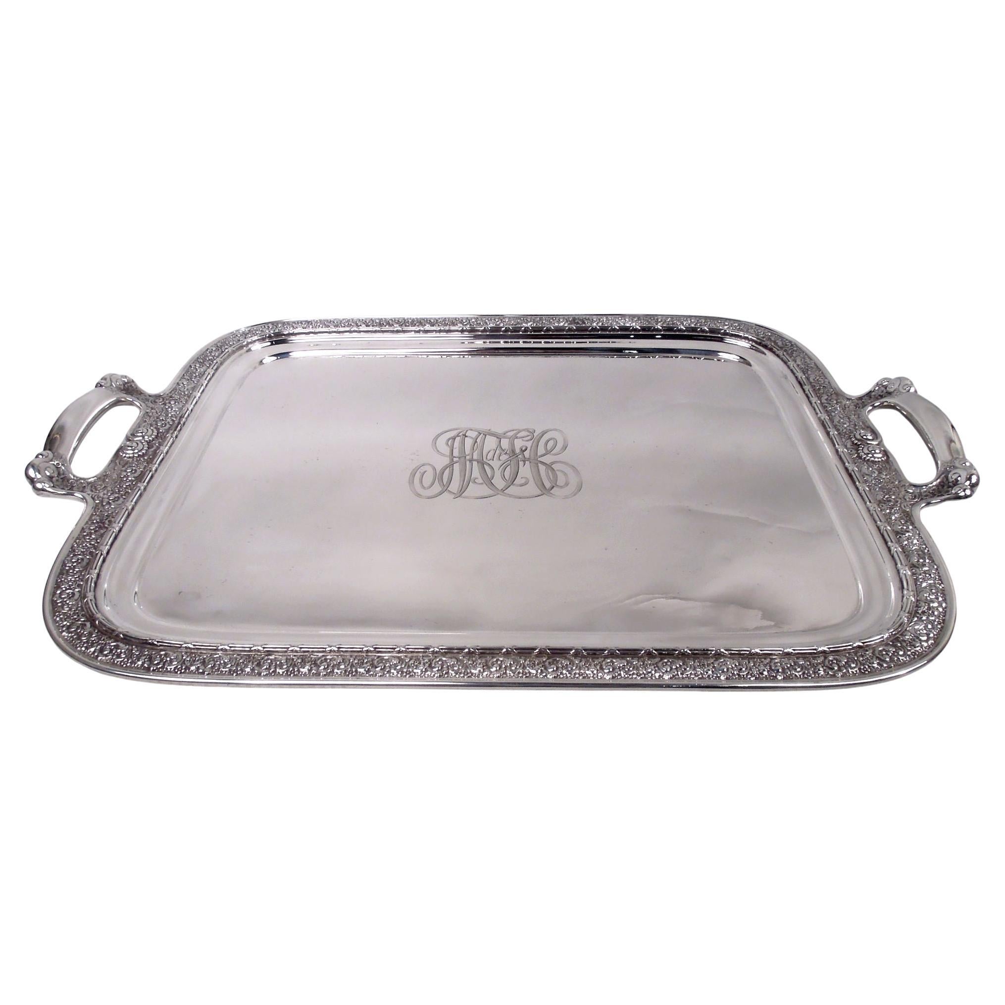 Bandeja de té clásica victoriana Tiffany de plata de ley grande y pesada en venta