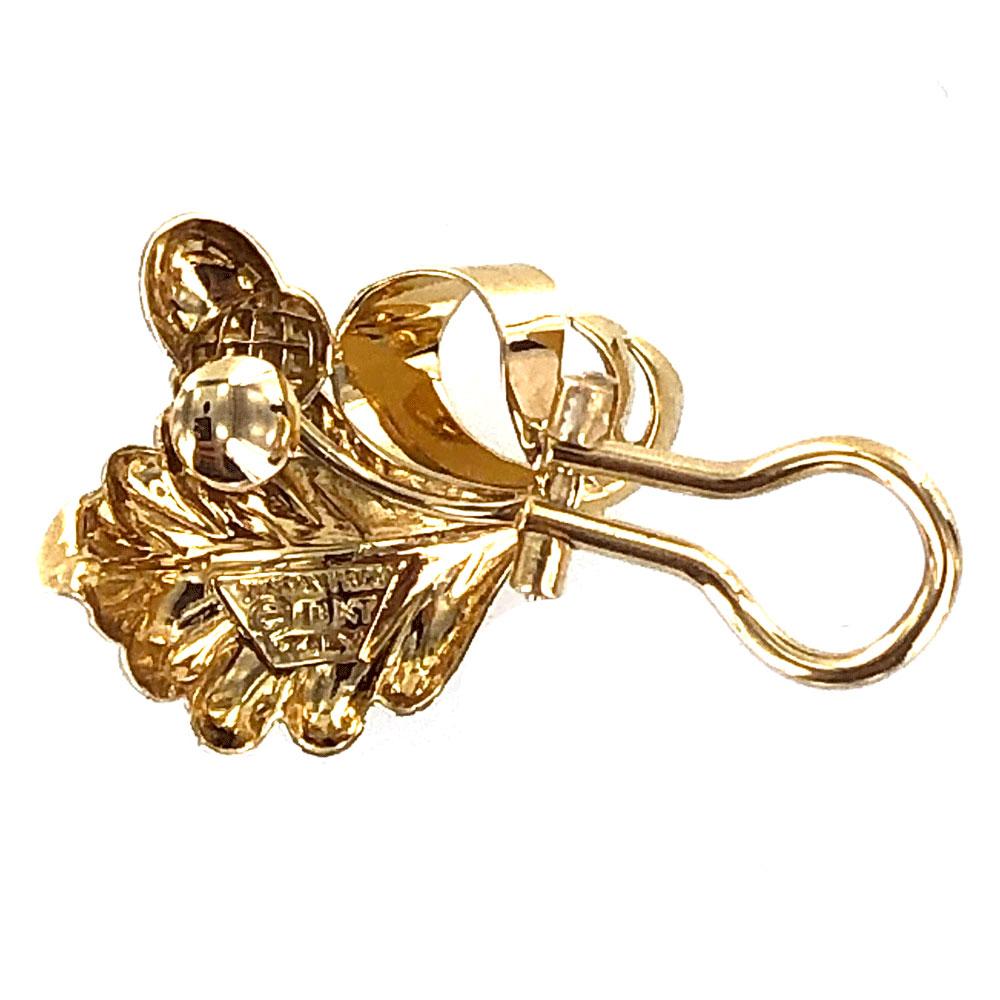 Women's Tiffany & Co. Vintage 18 Karat Yellow Gold Leaf Motif Clip Earrings
