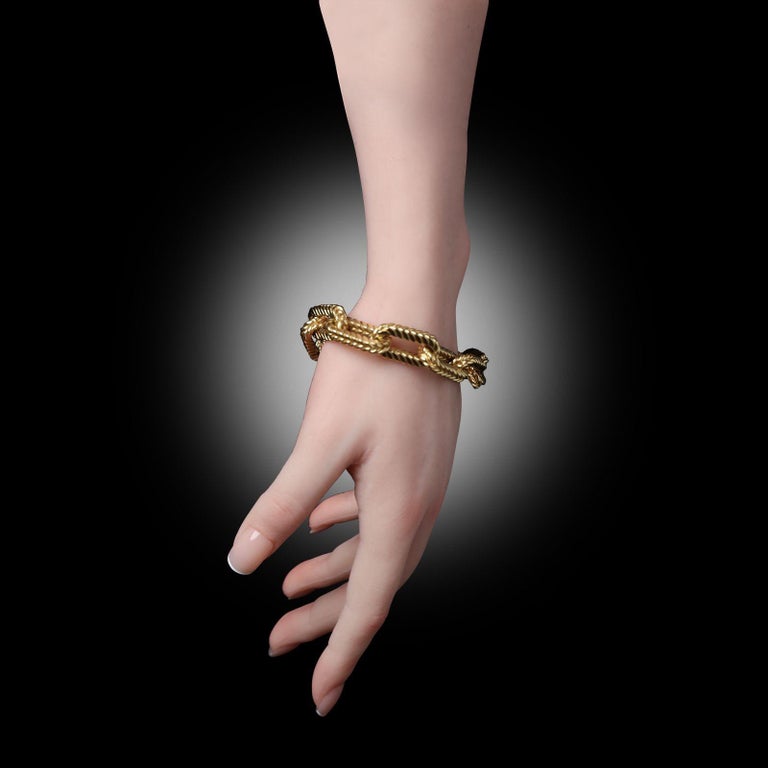 Tiffany Vintage 18ct Yellow Gold Anchor Link Bracelet Circa 1980 For Sale at 1stDibs tiffany anchor charm tiffany anchor bracelet tiffany anchor
