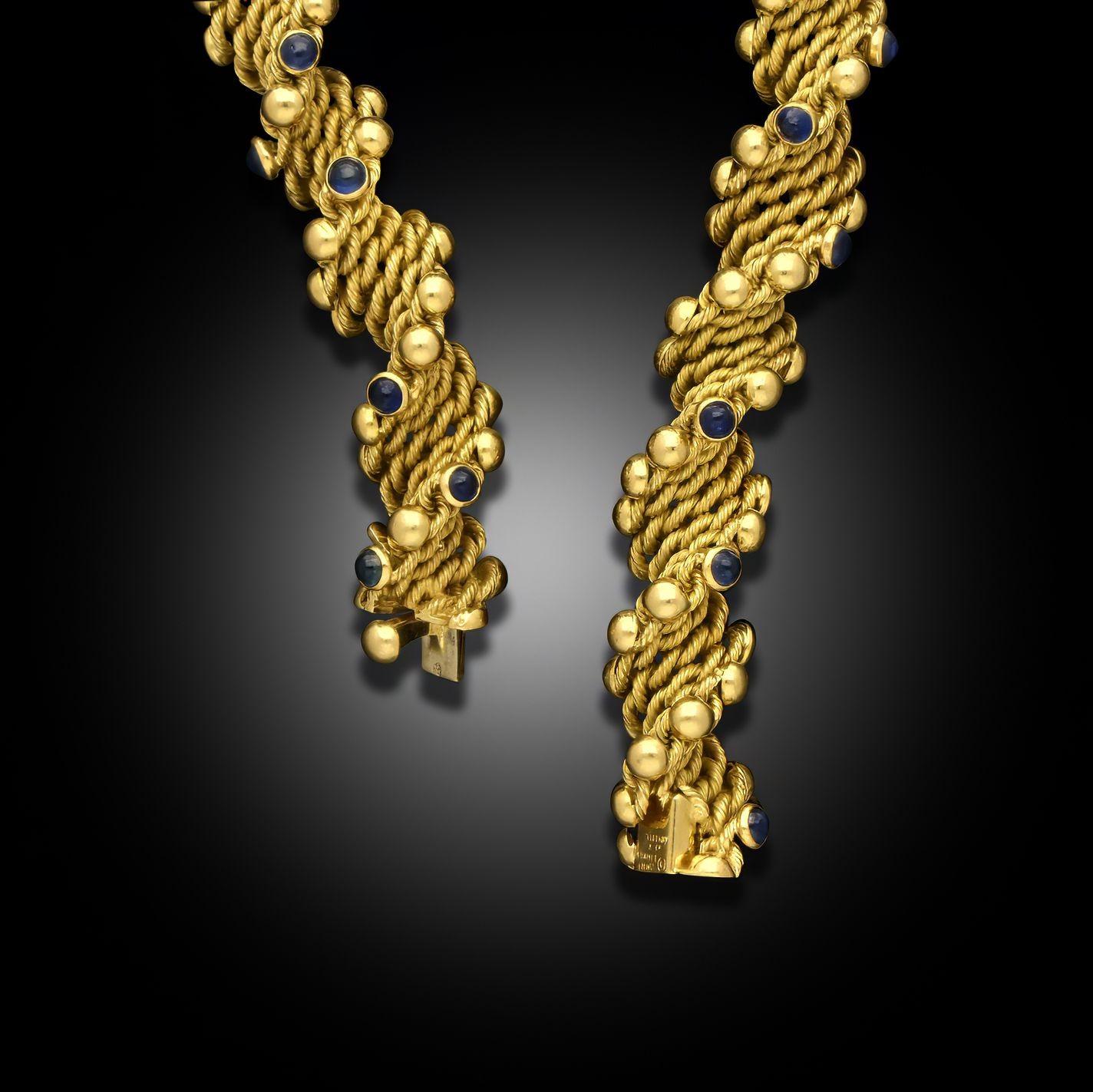 Women's or Men's Tiffany Vintage 18ct Yellow Gold & Sapphire Helix Bracelet circa 1970 For Sale