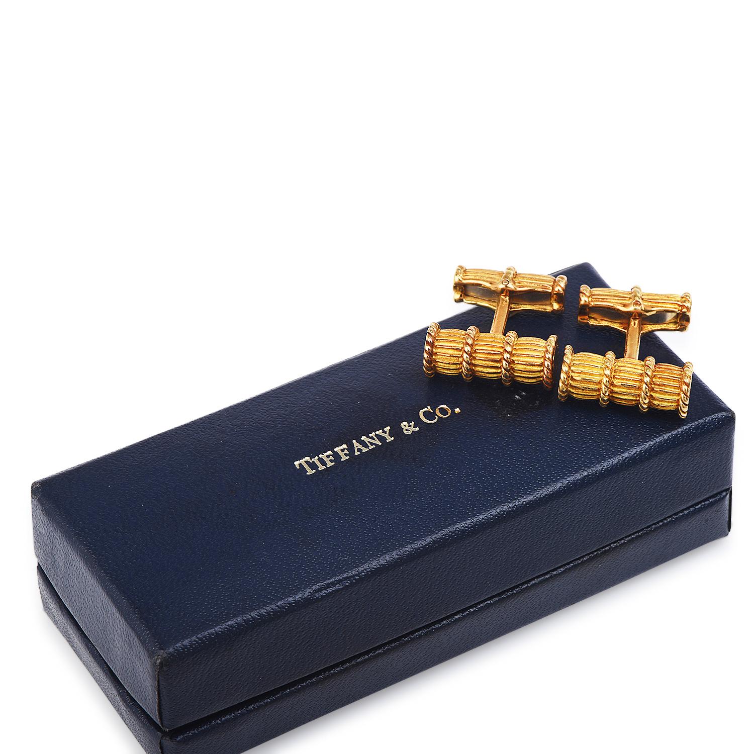 Stand out with these  pair of handsome Vintage 1970's large cylindrical shapes with Rope Texture cufflinks weighing approximately 31.1grams 

Handcrafted in solid heavy 18K yellow gold, inspired by the distinctive cable style of jewelry, 

The
