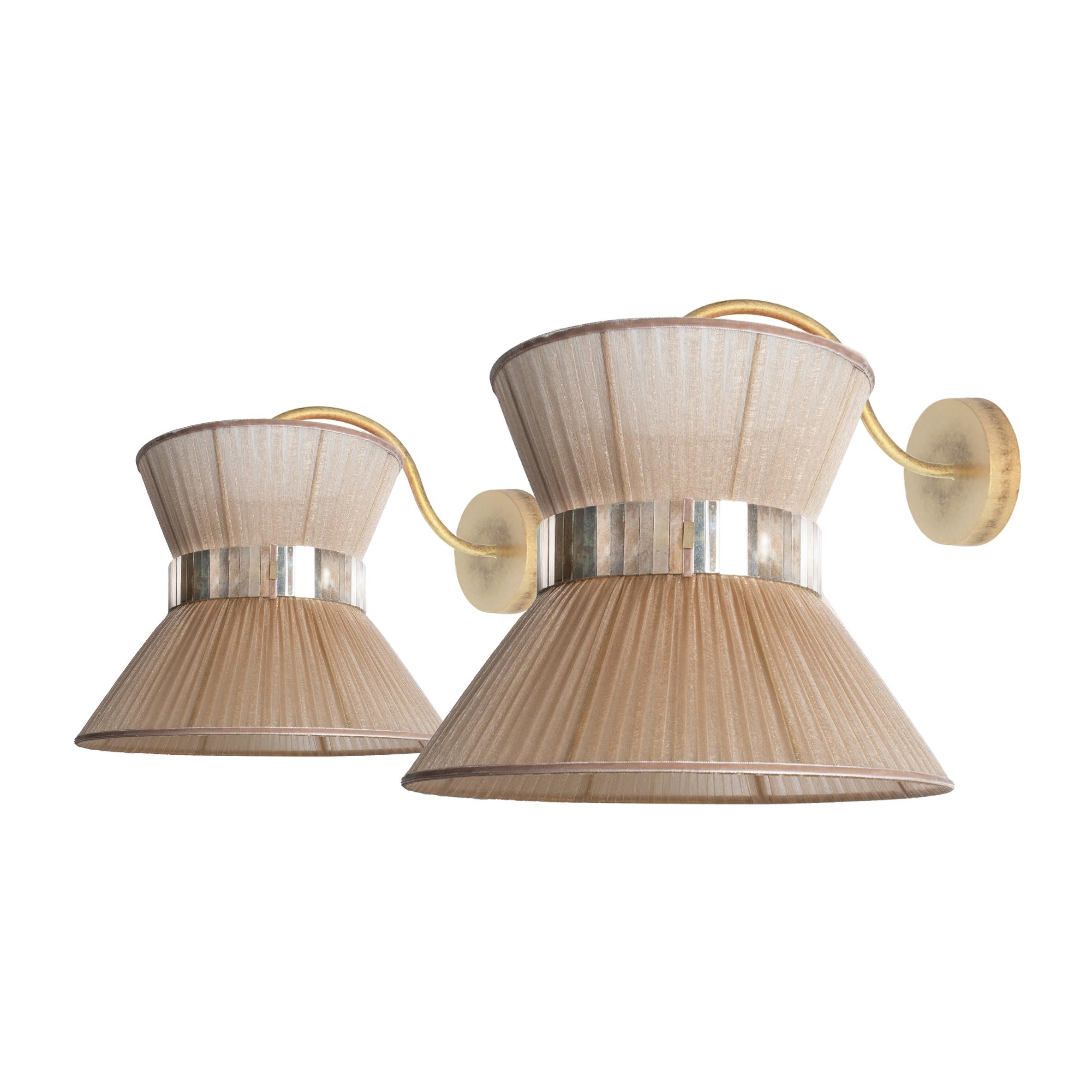 Wandhalterung 23 aus Gold und Seide, antikem Messing, versilbertem Glas (Versilbert) im Angebot