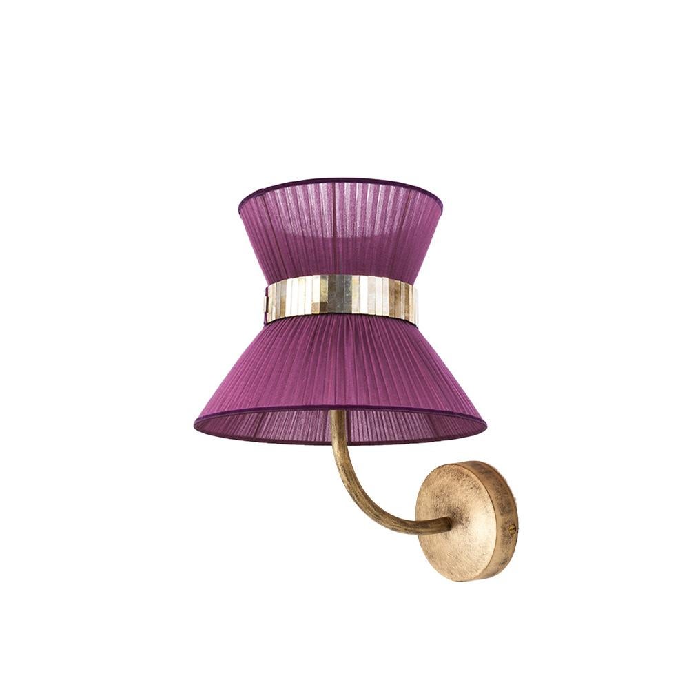 TIFFANY  

The first one, 
Audrey inspired the iconic

Introducing Sabrina's breathtaking collection of Tiffany lamps.
Year after year Sabrina Landini perpetuates its exceptional expertise, offering much more than a lamp – a touch of