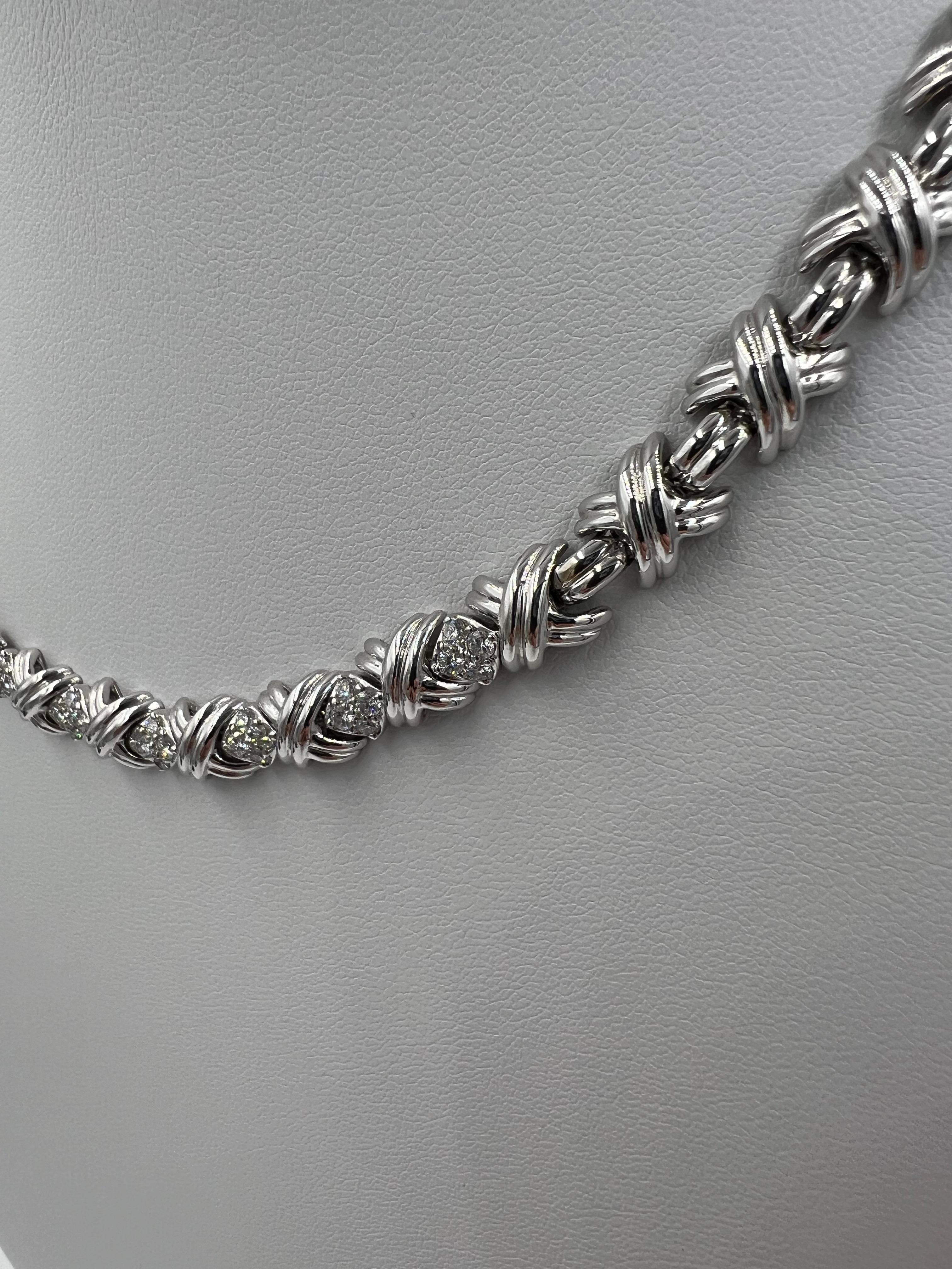 Tiffany Collier signature en or blanc et diamants en vente 1