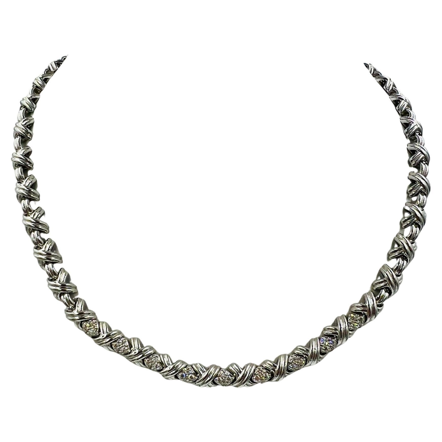 How can you tell if a Tiffany necklace is real?
