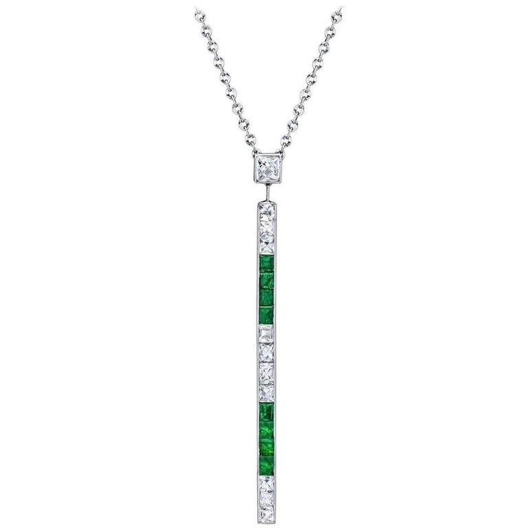 Tiffany and Co. Art Deco Colombian Emerald Diamond Platinum Bar