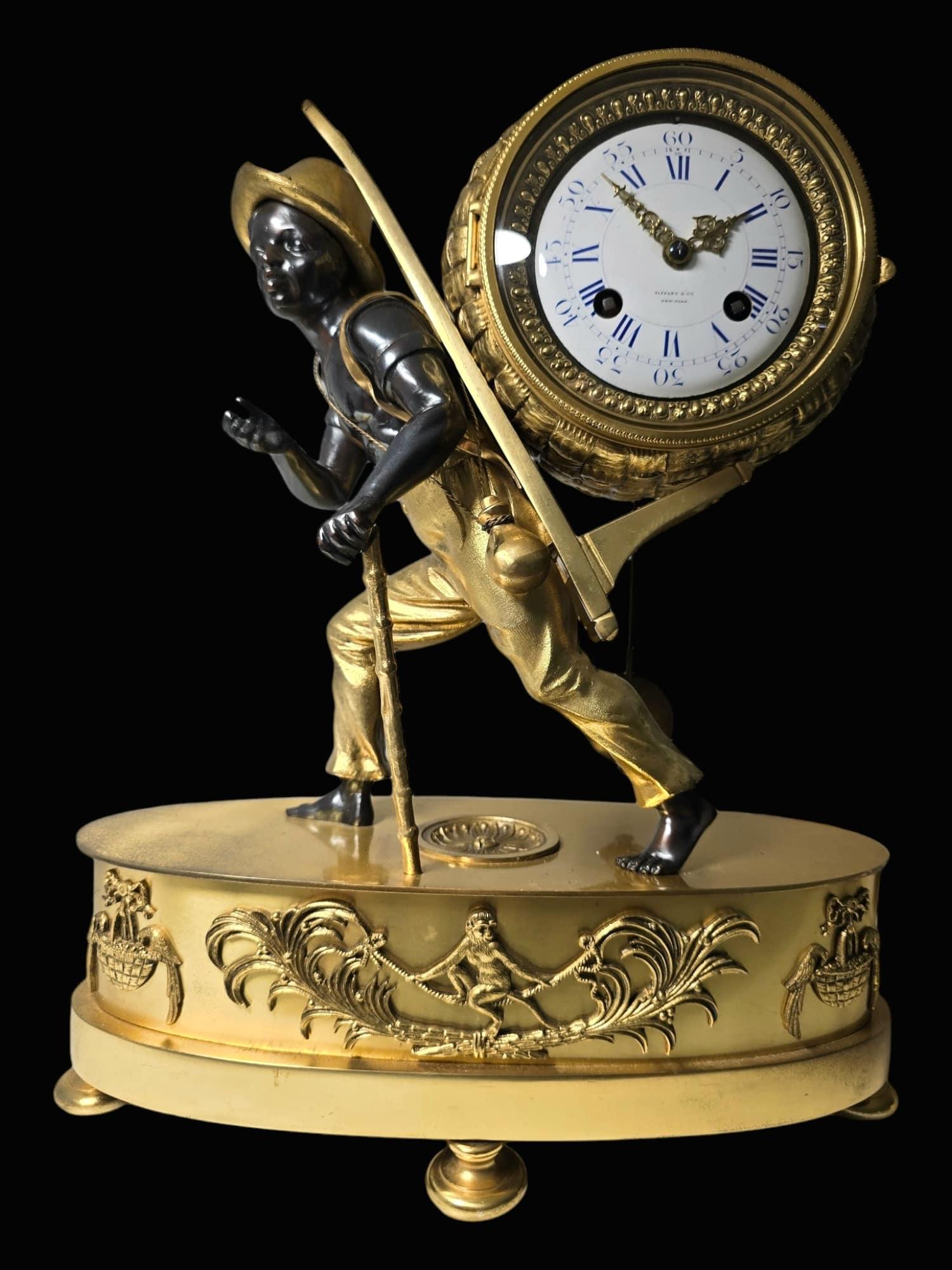 Fin du XIXe siècle Tiffany&Co Mantel Clock Le Portefaix After Design By Jean-André Reiche en vente