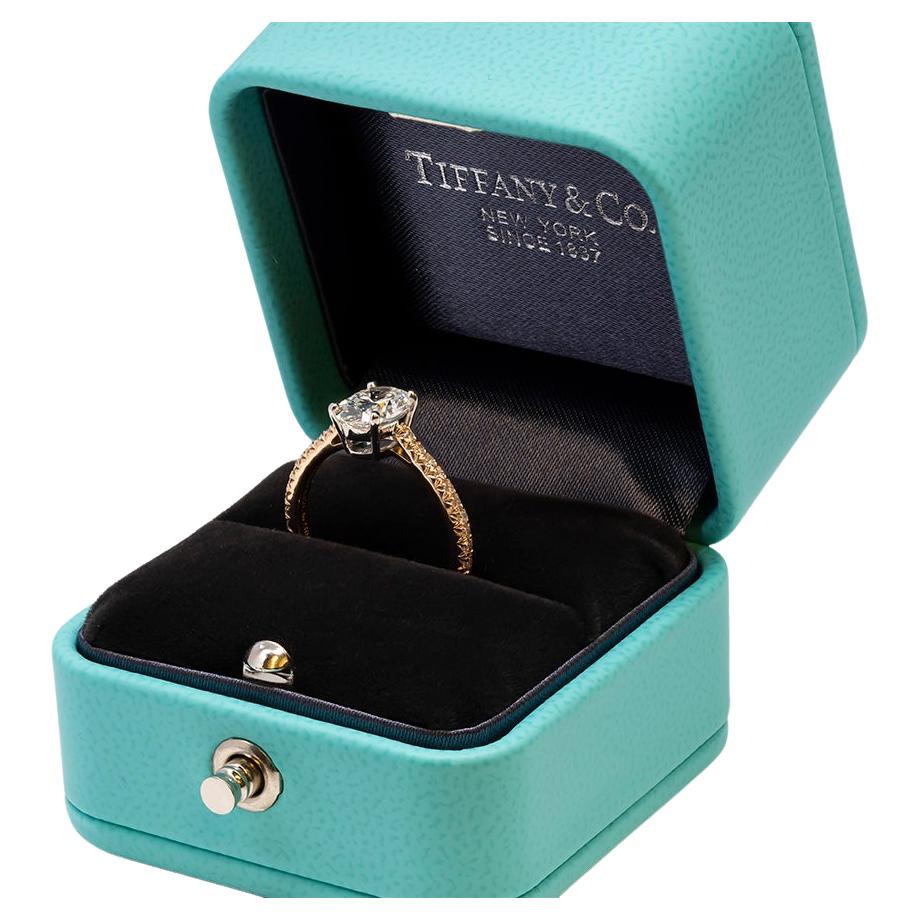 Tiffany&Co. NOVO Engagement Ring in 18k Rose Gold and Platinum for 1.11ct H VVS2 For Sale