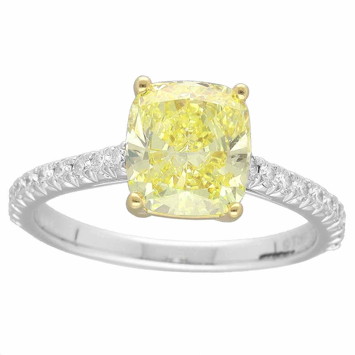 ■ Numéro d'article : 24080331
■ Marque : Tiffany & Co.
■ Nom du produit : Bague Novo à diamant jaune
■ Numéro du produit/modèle : -
■ Matière : diamant jaune 1P (1.76ct FIY-VVS2-Ex), diamant latéral, platine Pt950, or jaune 750 K18 YG
■ Poids :