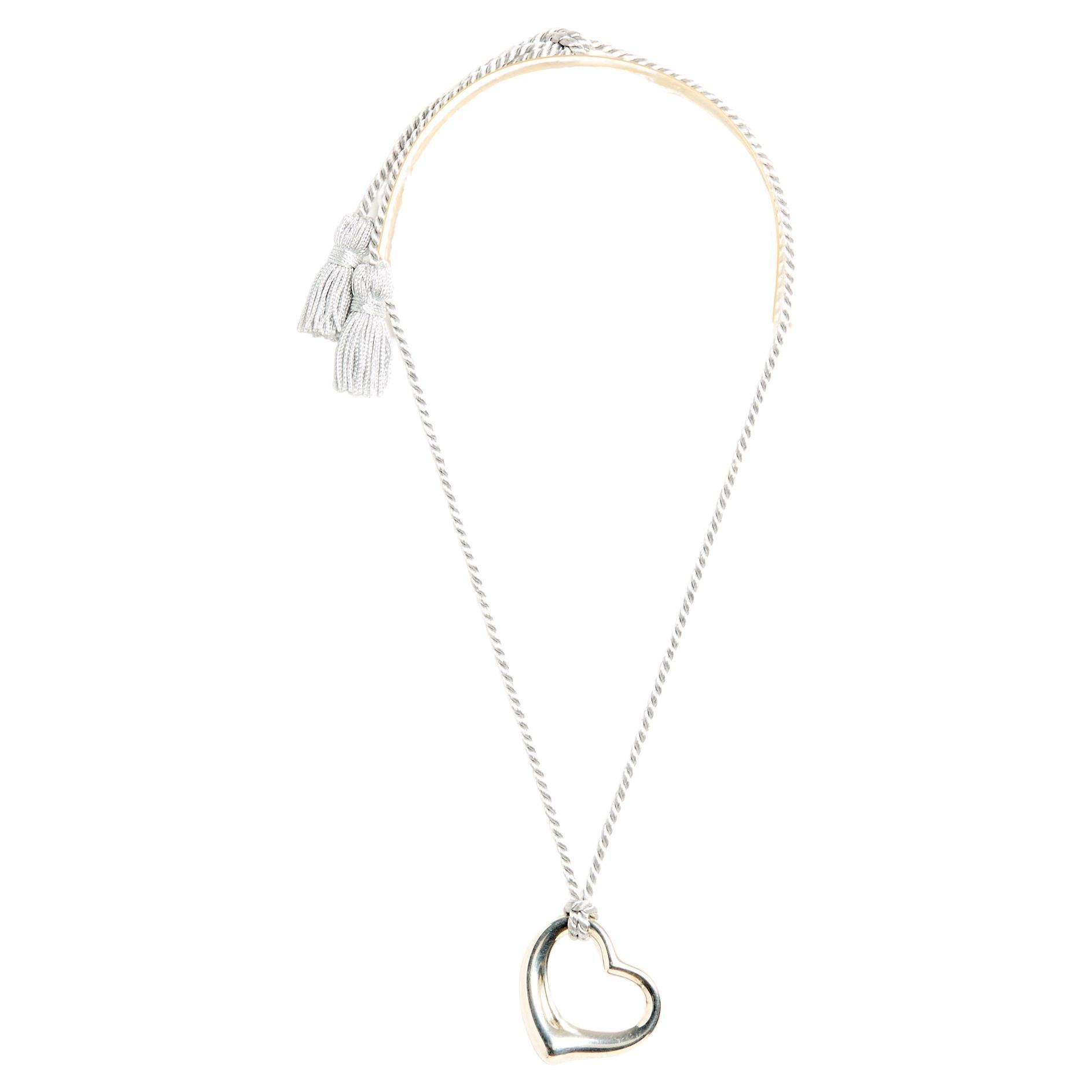 Tiffany&Co Open Heart Silver Pendant GM by Elsa Peretti For Sale