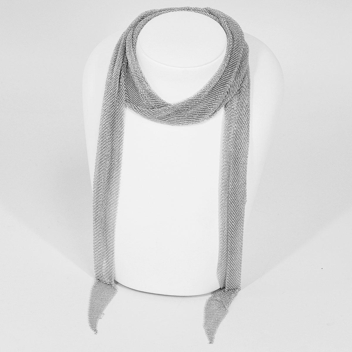 Brand:TIFFANY&Co.
Retail Price:US$3,800
Name:Mesh Scarf Necklace Large
Material:925 SV Sterling Silver
Weight:131.1g（Approx)
neck around:105cm/41.5in（Approx）
Width(inch):10cm / 3.93in（Approx）
Comes with:Tiffany soft case