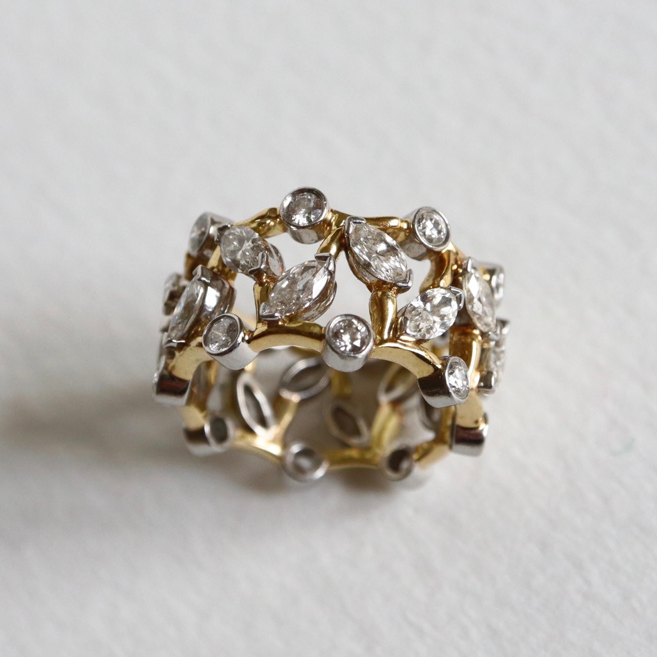 Tiffany's & Co. Gold and Platinum Alliance Ring  16 Shuttle Diamonds 0.8 Carat 5