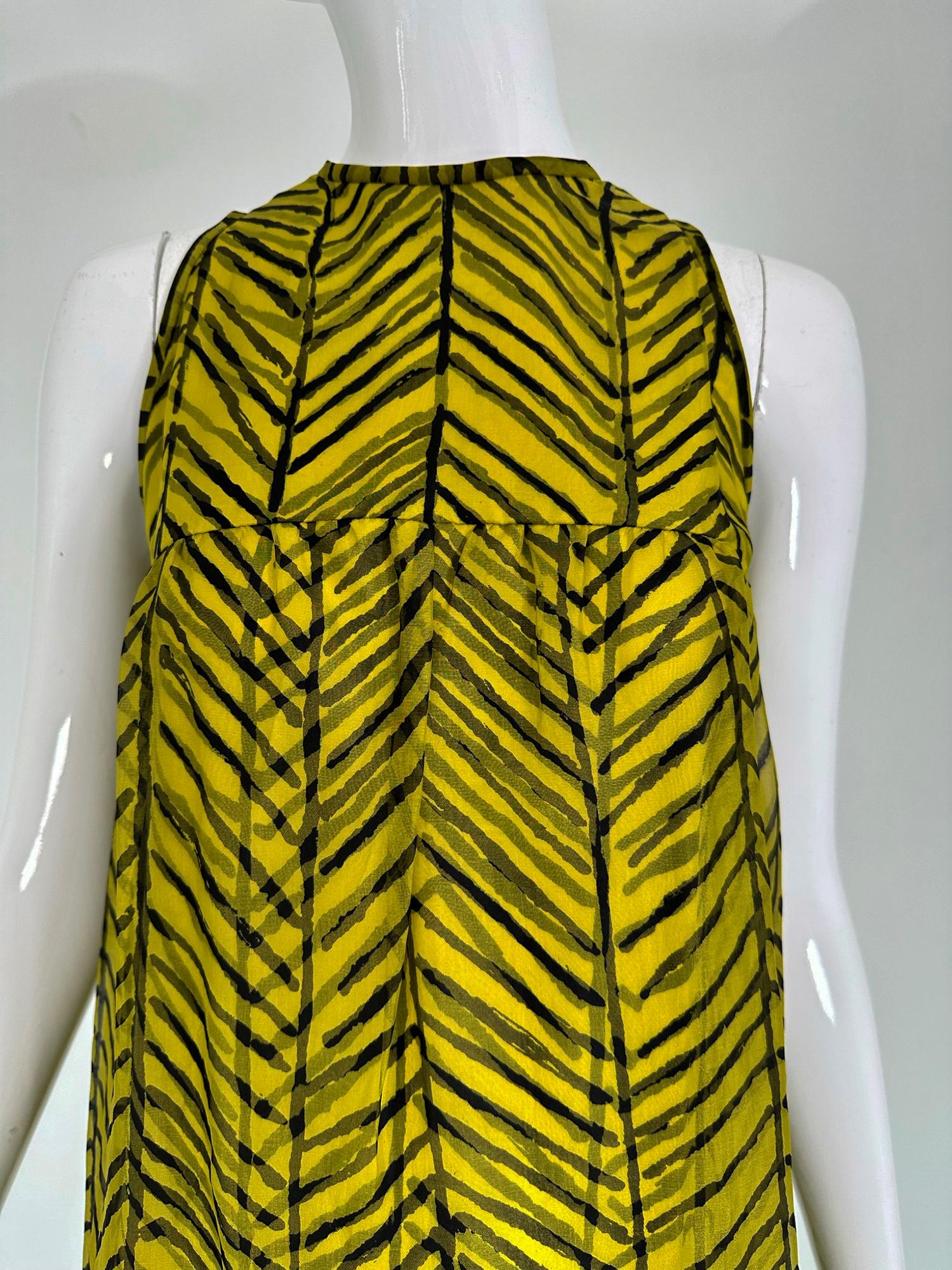 Tiffeau & Busch LTD. - Robe longue en organza de soie et sergé noir et chartreuse, 1966 en vente 7