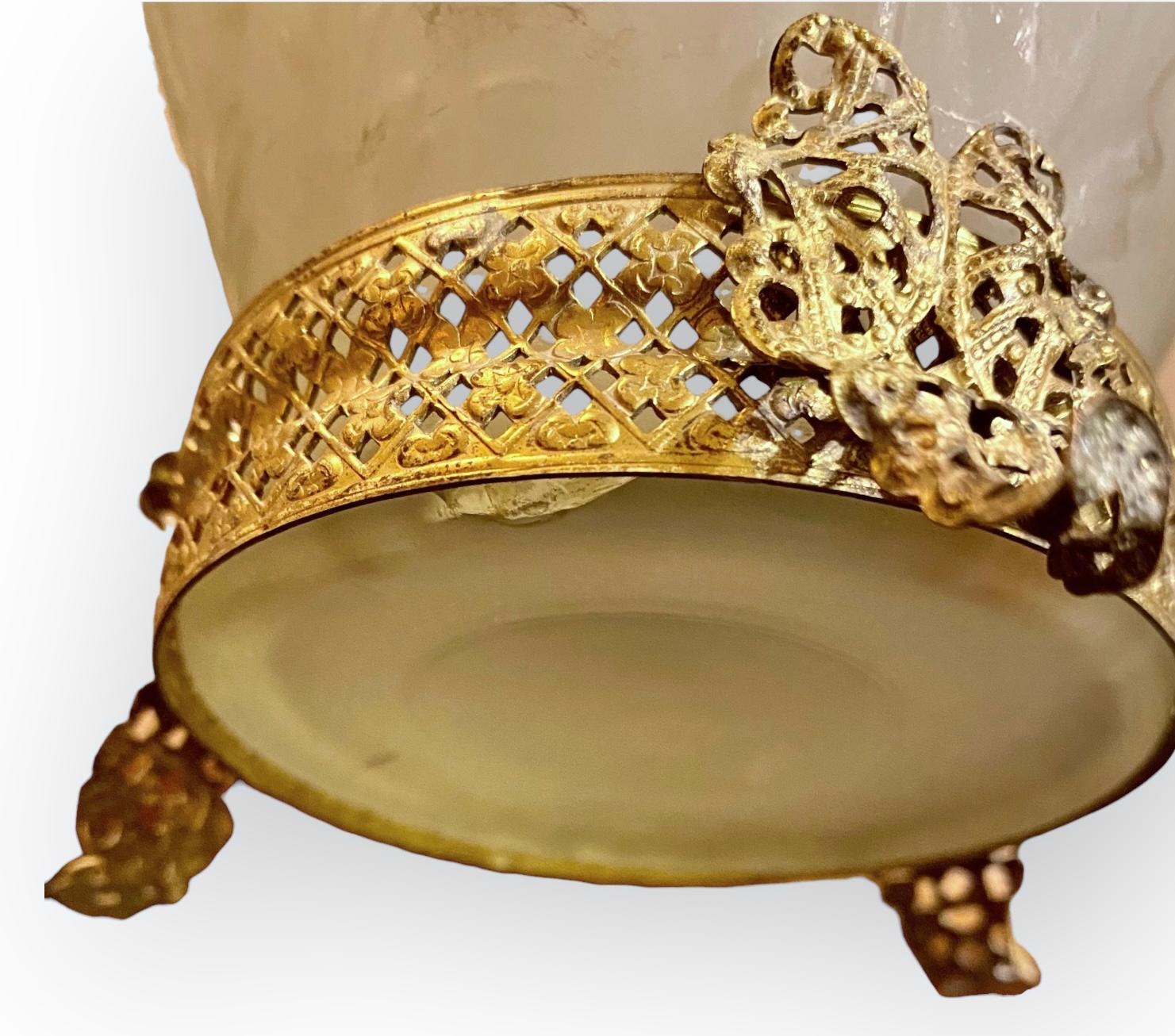 Tiffin Glass Company Glass Poppies Vase with Pierced Ormolu in vendita 9