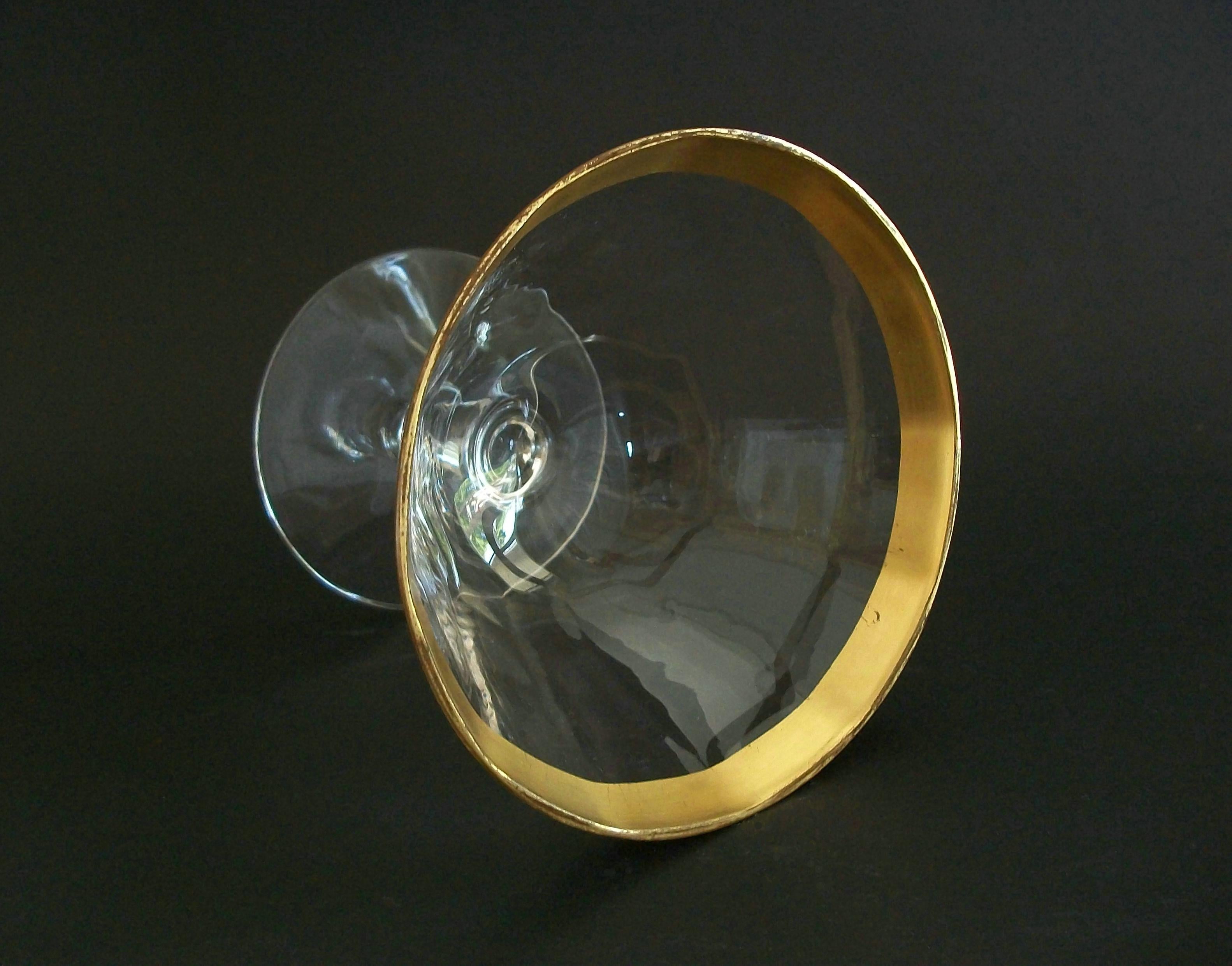 TIFFIN GLASS - Niedriges Kristall-Sorbetglas - geätzter Goldrand - USA - CIRCA 1950er Jahre im Zustand „Gut“ im Angebot in Chatham, ON