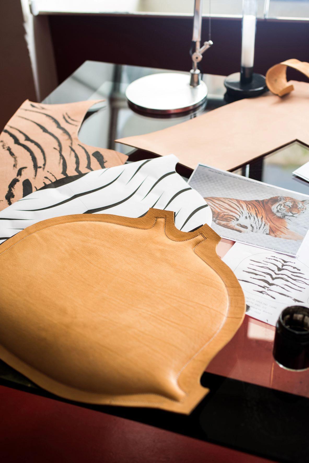 Tiger Art Gaulino Limited Edition Sessel von Oscar Tusquets im Angebot 3
