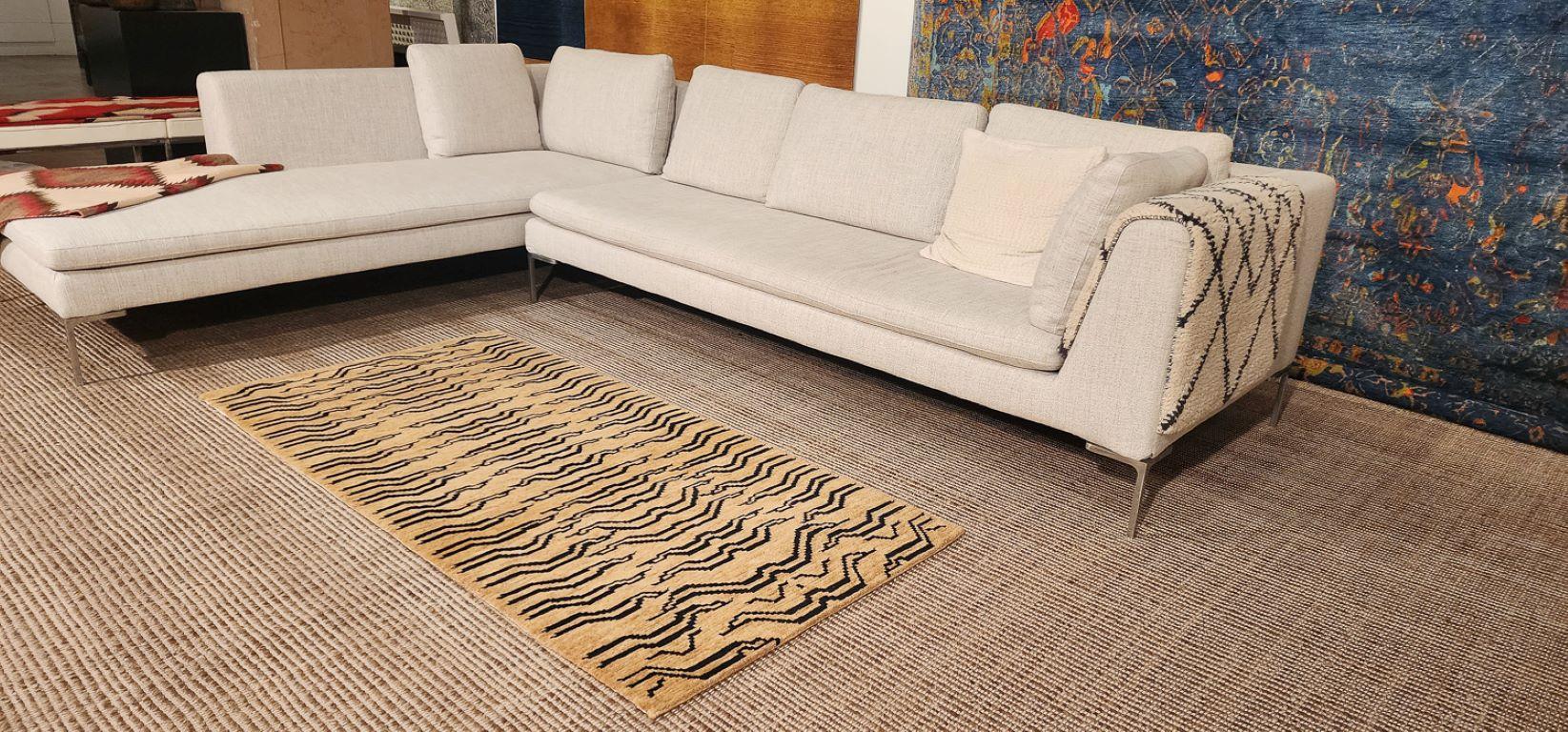 Tapis de course d'accessoires en laine imprimé animal tigré fait à la main par Joseph Carini en vente 7