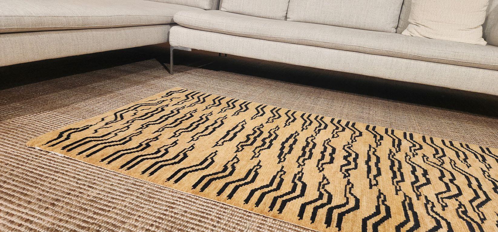Tapis de course d'accessoires en laine imprimé animal tigré fait à la main par Joseph Carini en vente 8