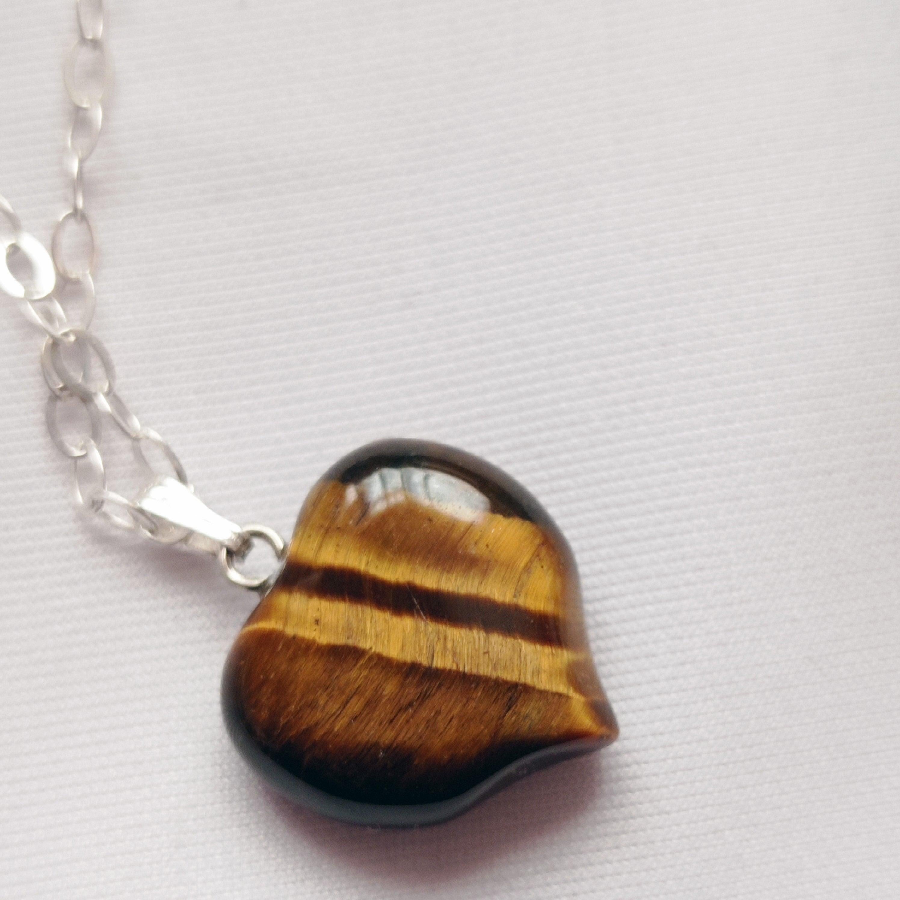Tiger Eye Bracelet, Sterling Silver Heart Bracelet by nlanlaVictory In New Condition For Sale In London, GB