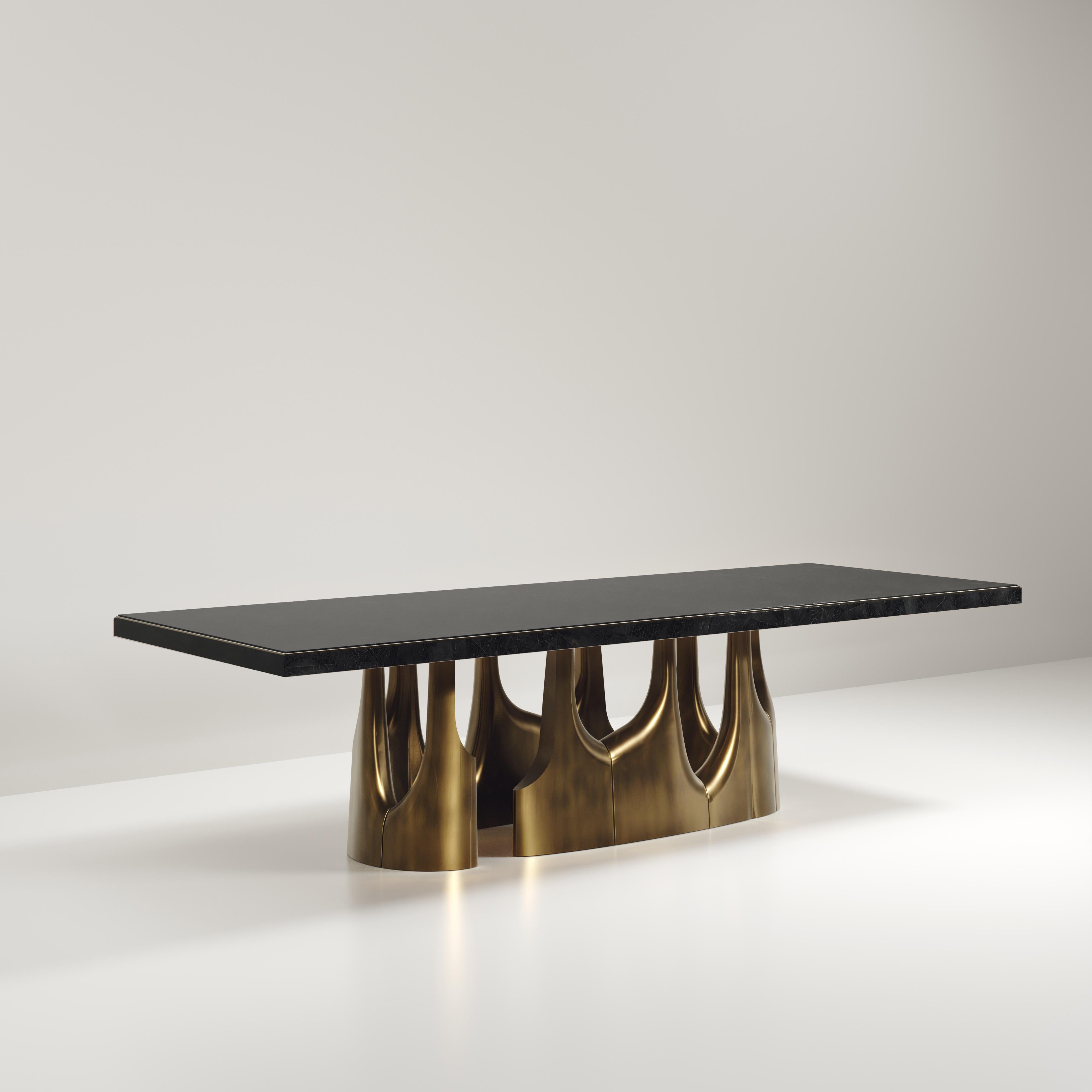 Table de salle à manger œil de tigre avec accents en bronze-patina et laiton de R&Y Augousti en vente 3