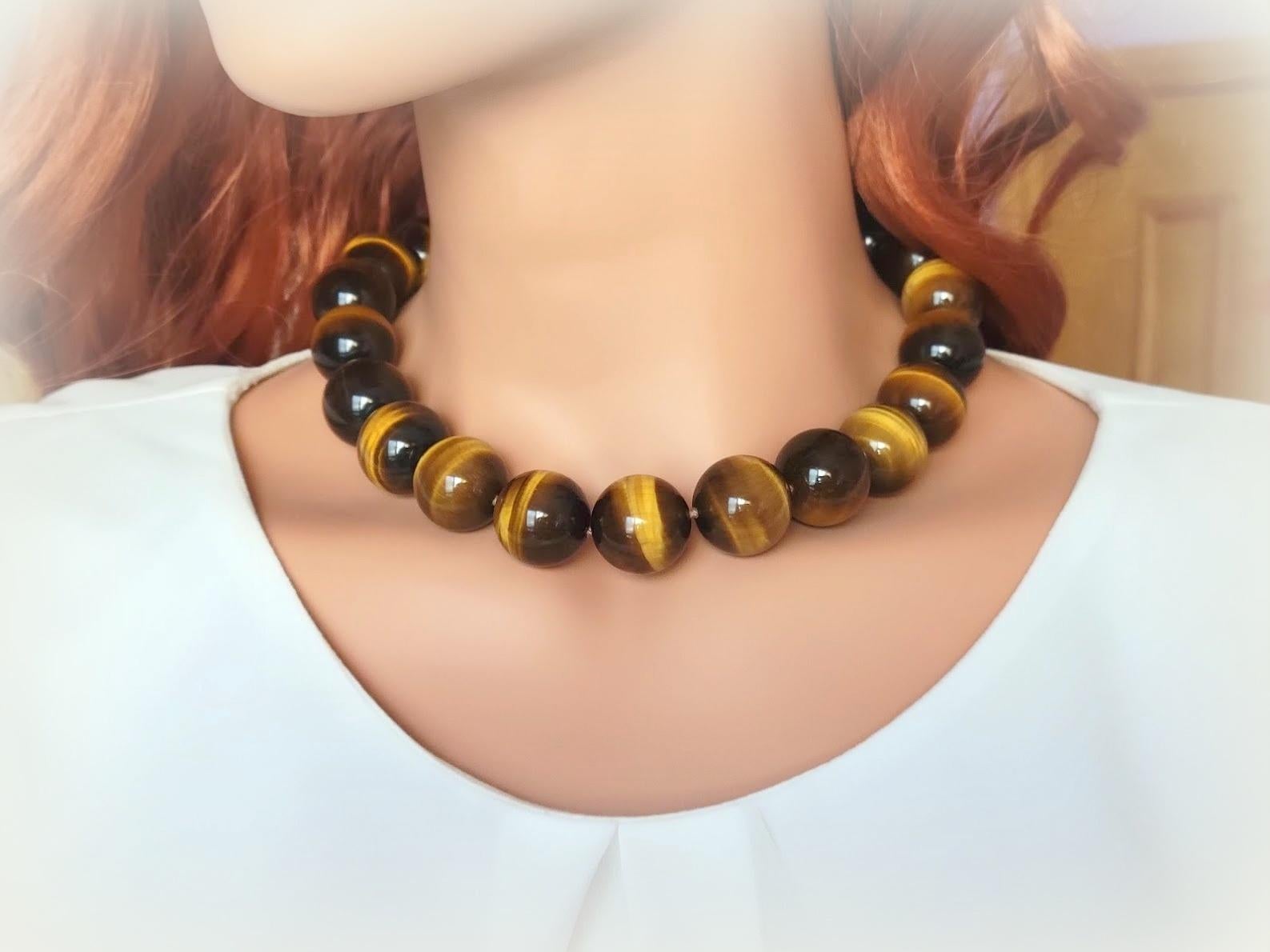 Tiger Eye Necklace In New Condition For Sale In Chesterland, OH