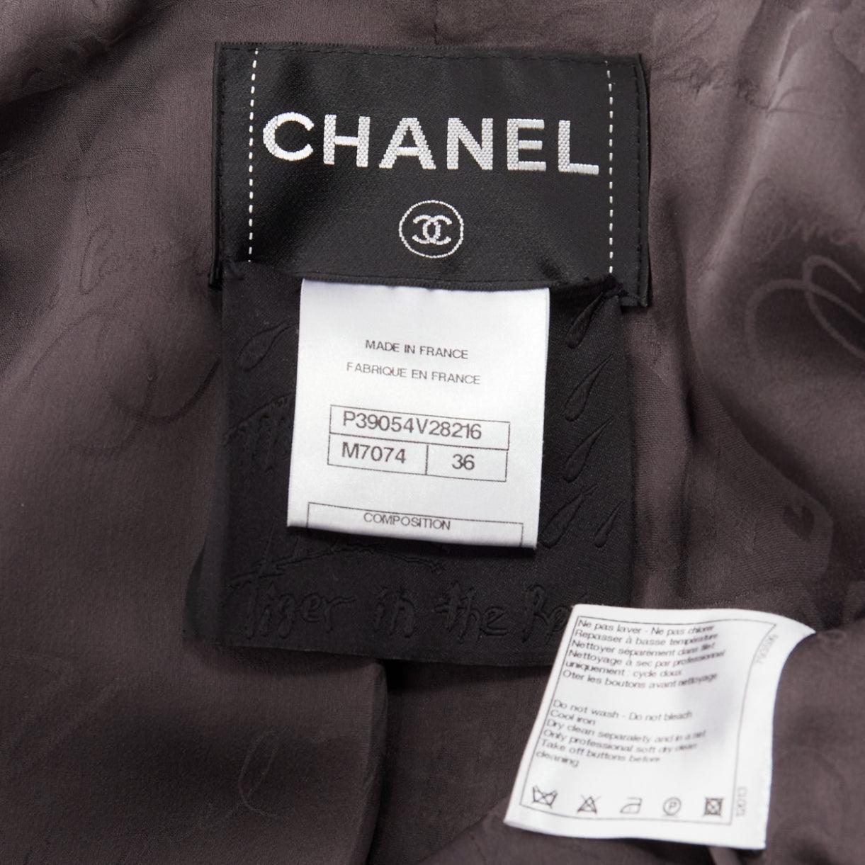 TIGER IN THE RAIN CHANEL Custom grey tweed CC reconstructed jacket FR36 S For Sale 5