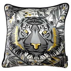 Oreiller en soie de luxe Tiger Monochrome et or, The Tropics Collection 