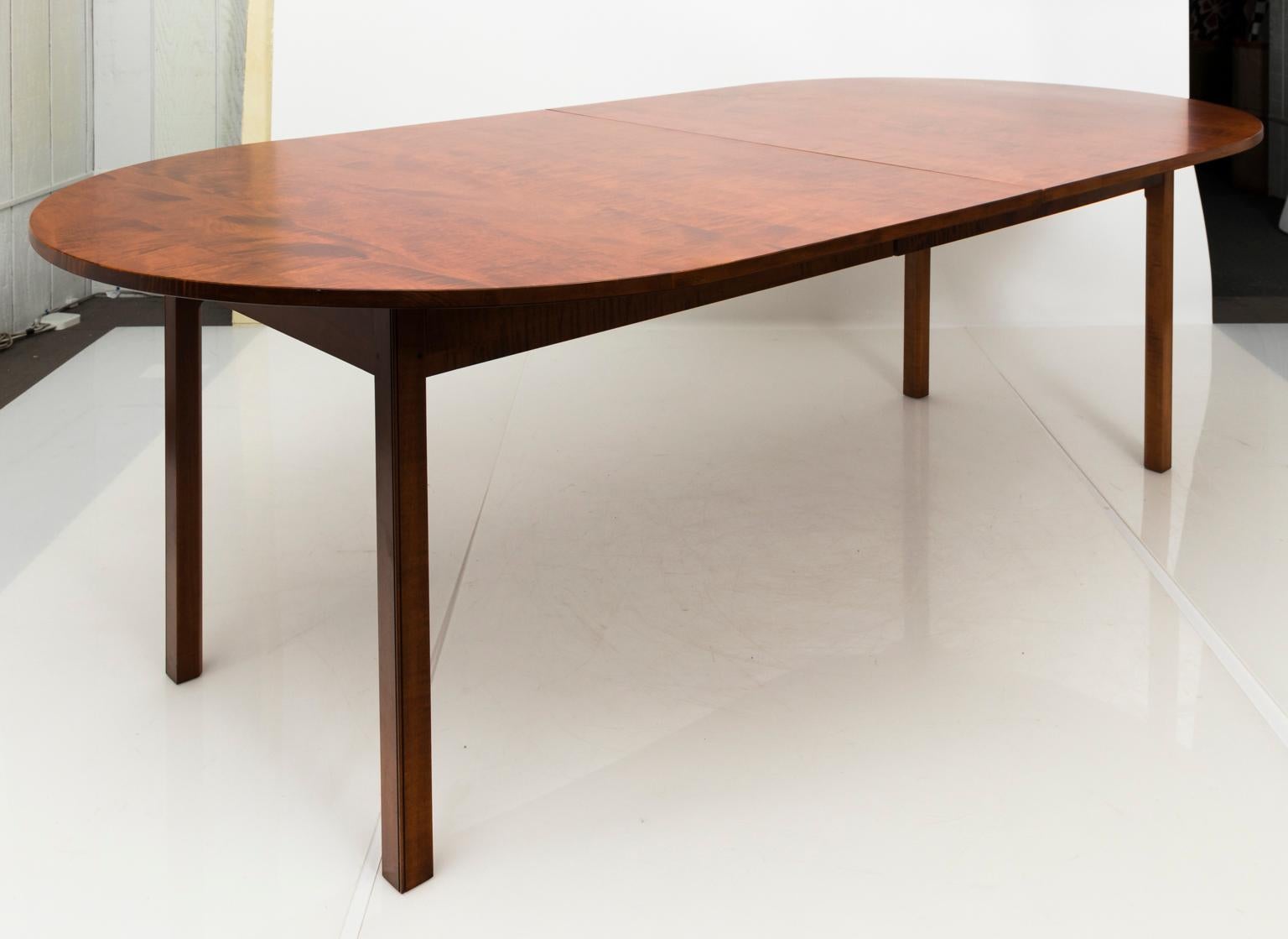 Tiger Maple Dining Room Table by David Lefort, circa 2000 2