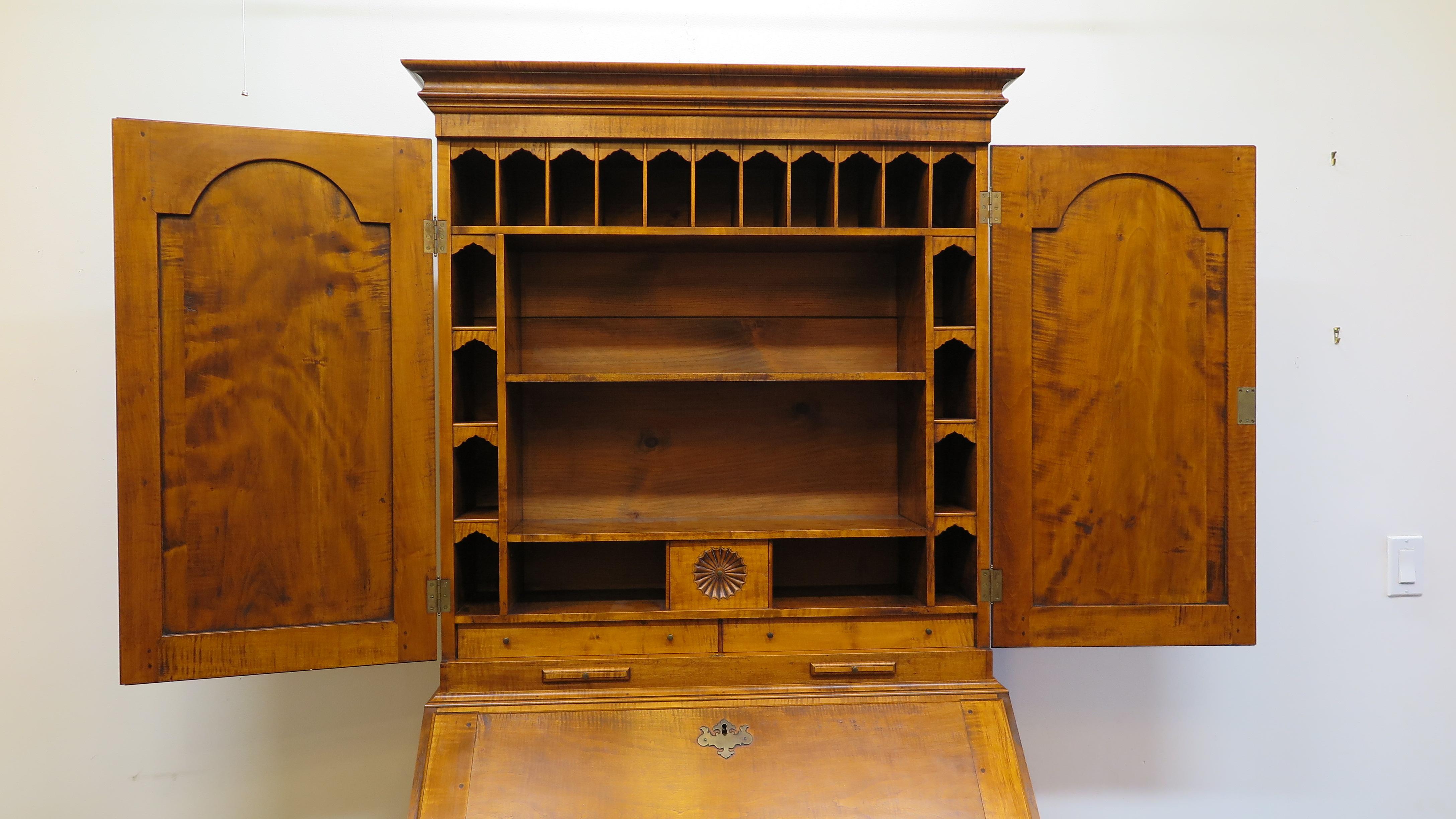 Tiger Maple Secretary Chippendale Style In Good Condition For Sale In New York, NY