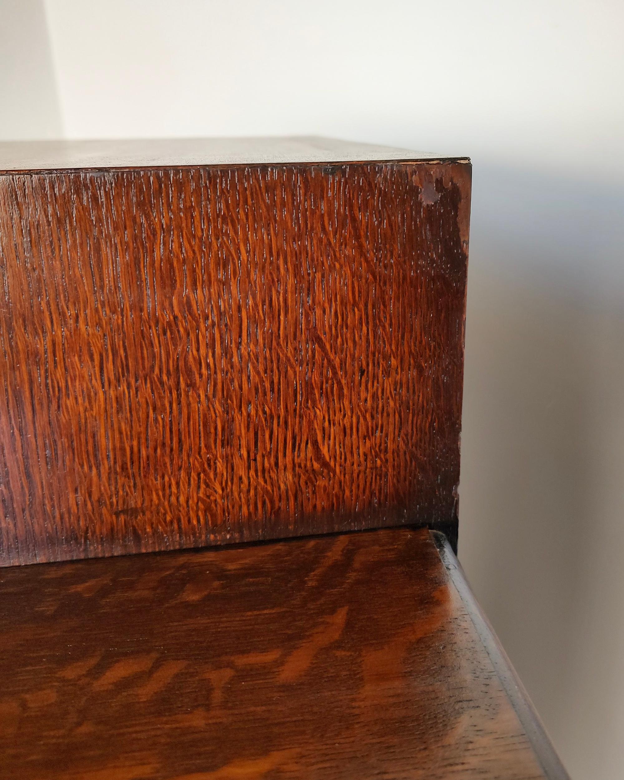 Tiger Oak Art Deco Display Cabinet With Shelves by Herbert E. Gibbs 1930s 5