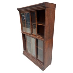 Tiger Oak Bookcase with Sliding Doors in Style of Globe Wernicke, Ca 1900s
