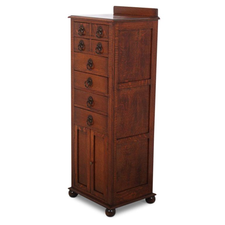 Arts and Crafts Tiger Oak Cabinet