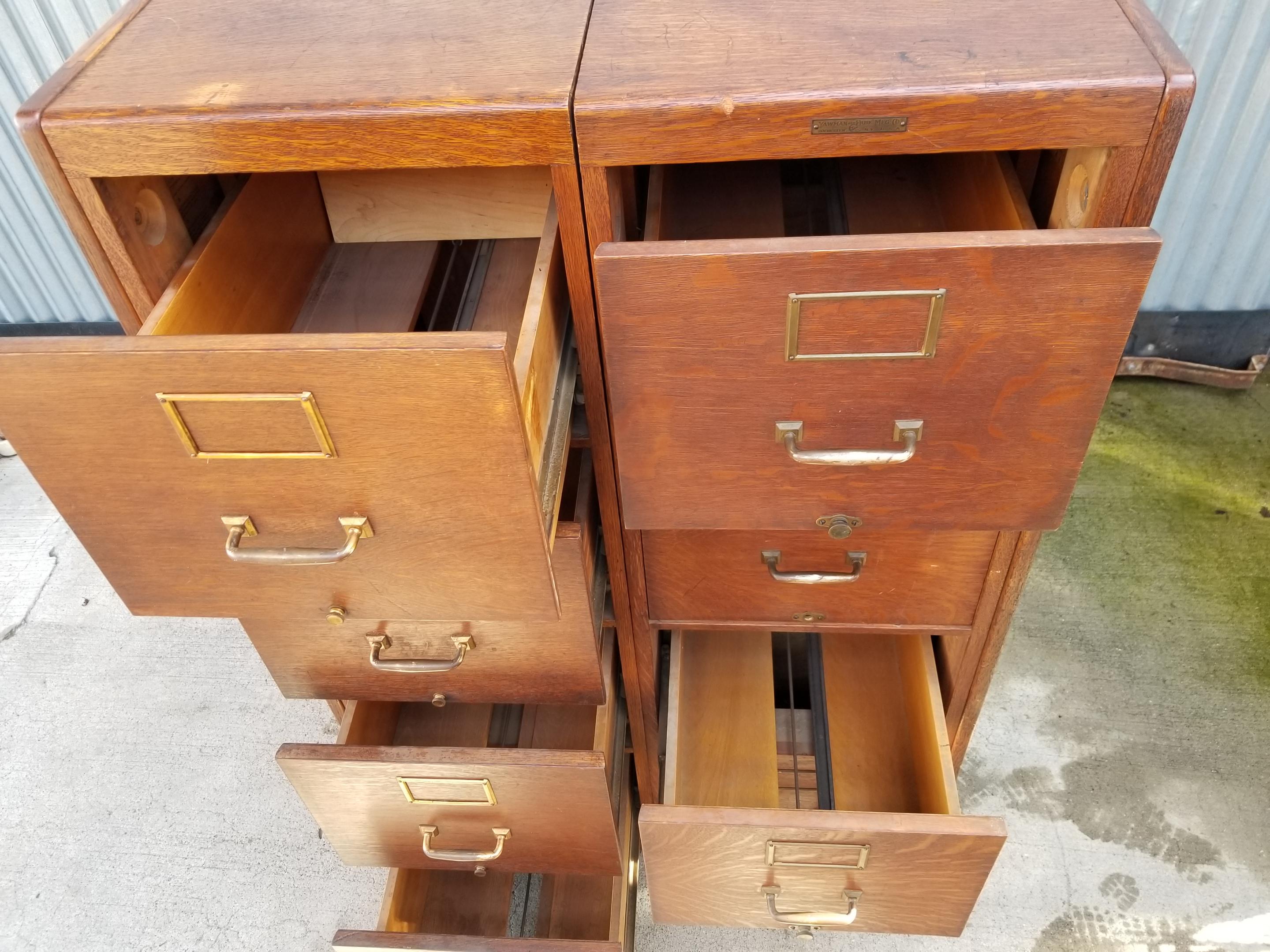 Tiger Oak File Cabinet, Early 20th Century 2