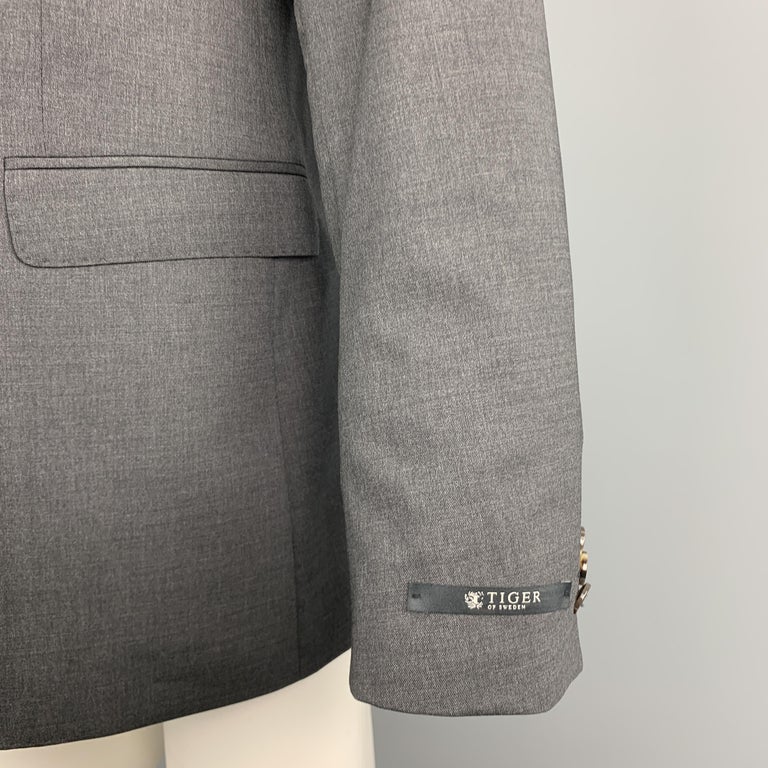 TIGER of SWEDEN 40 Regular Dark Gray Wool Blend Notch Lapel Sport Coat For  Sale at 1stDibs