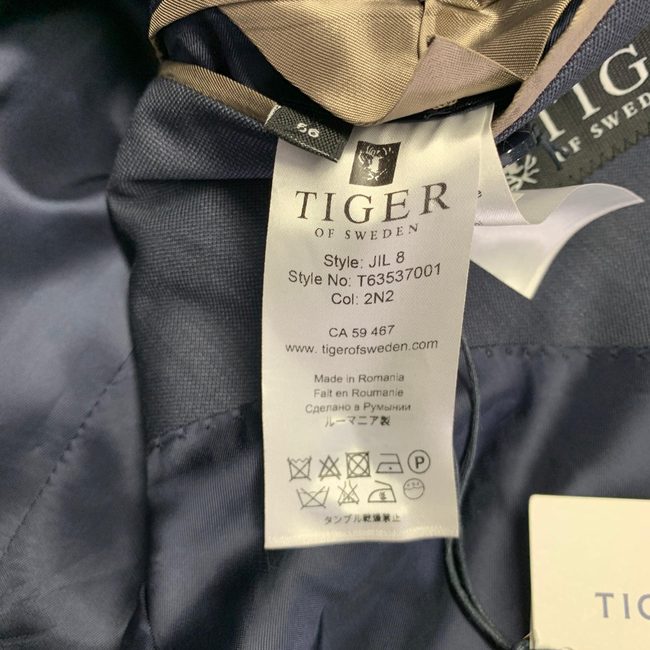 TIGER of SWEDEN Size 46 Navy Wool Notch Lapel Sport Coat For Sale 2