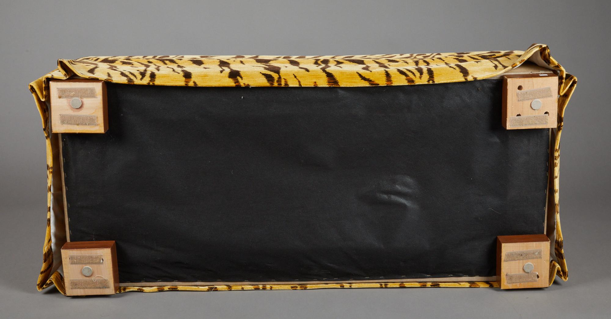 Tissu Ottoman tigre en vente