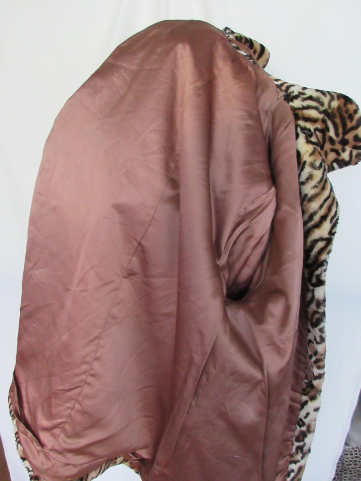 Tiger Print Sheared Beaver Fur Coat For Sale 3