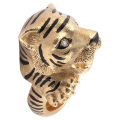 Tiger Ring In 18kt Gold Diamonds And Black Enamel