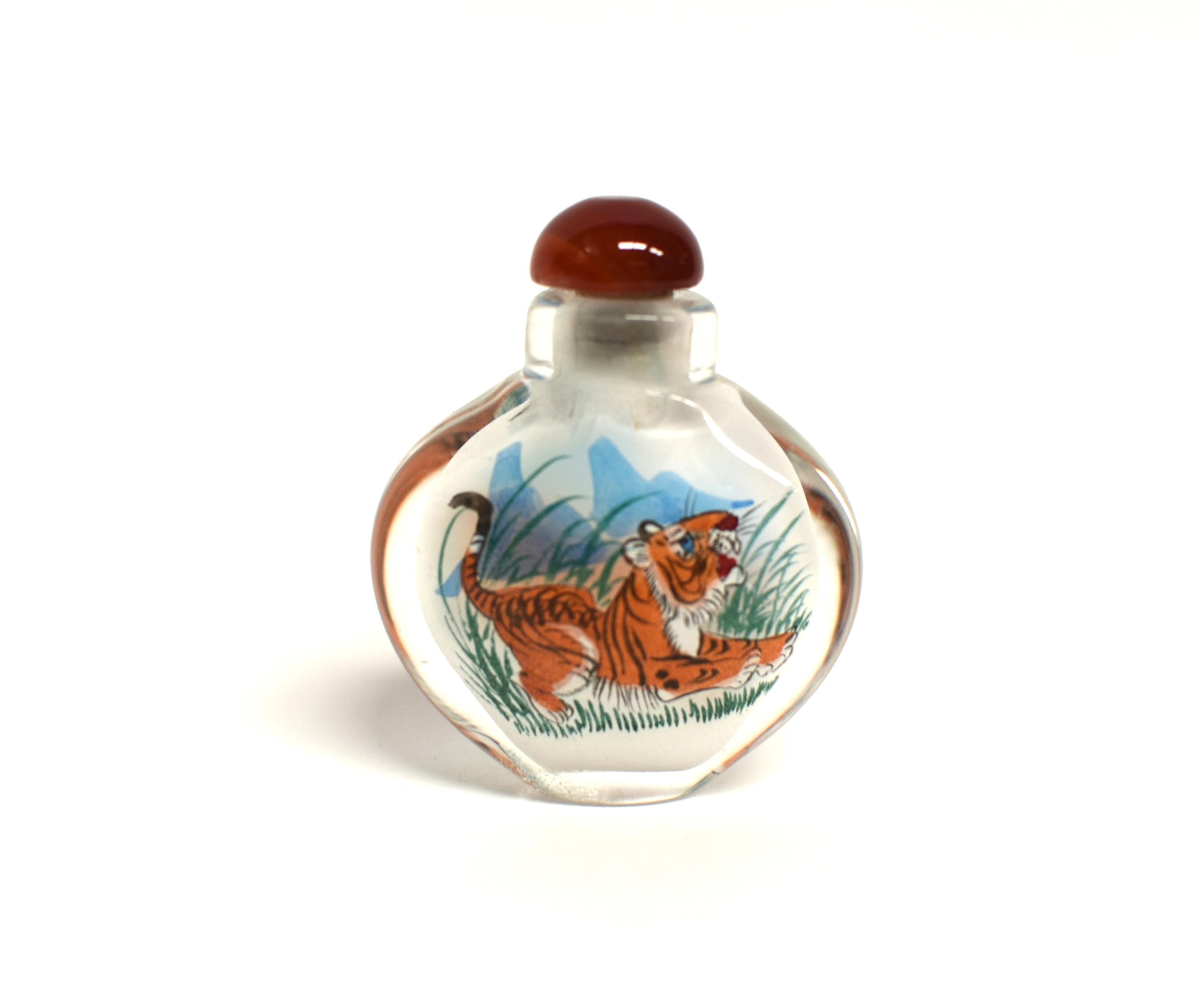 Tiger Snuff Bottles Églomisé Reverse Painted Set of 2 In New Condition For Sale In Somis, CA