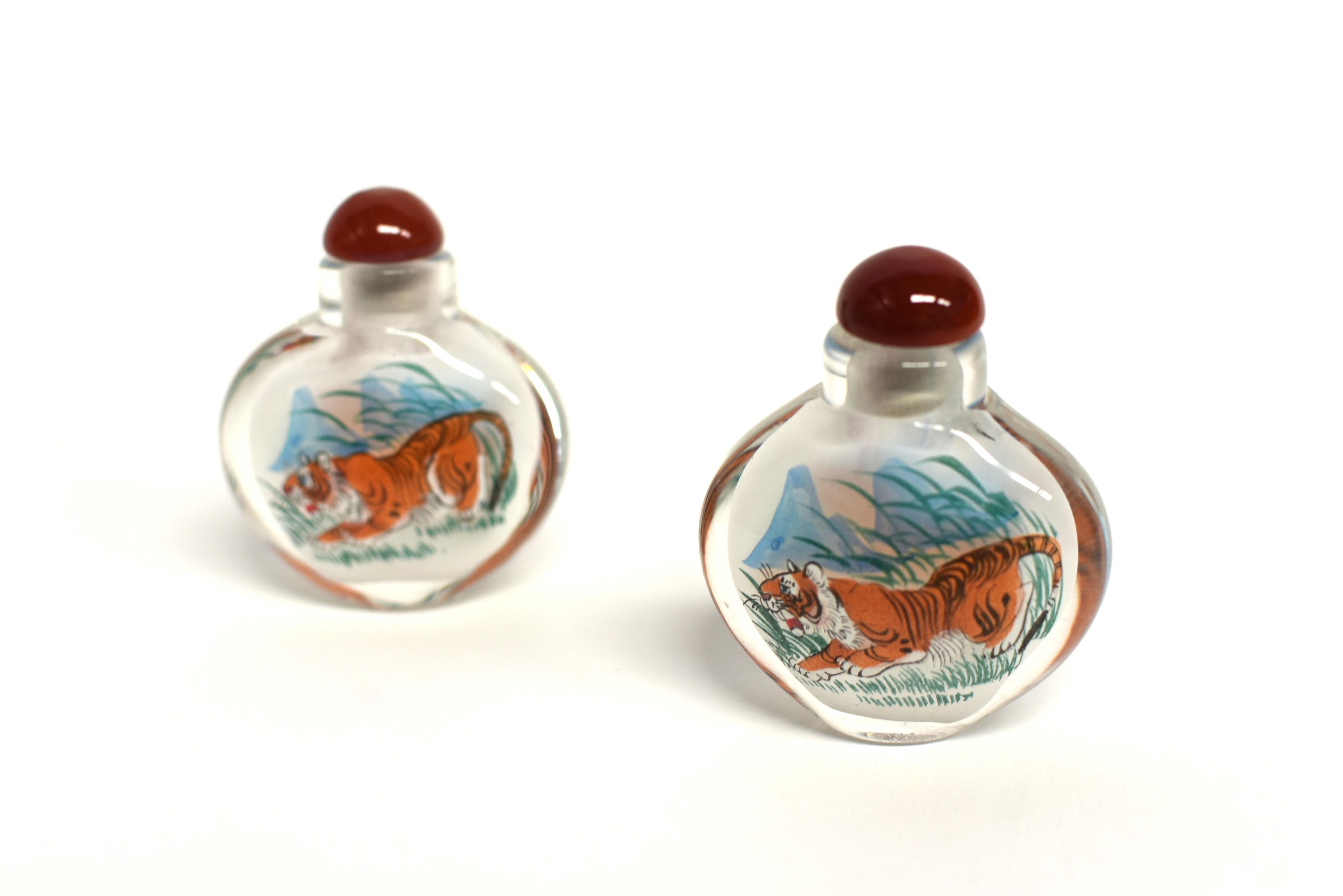 Tiger Snuff Bottles Églomisé Reverse Painted Set of 2 For Sale 2