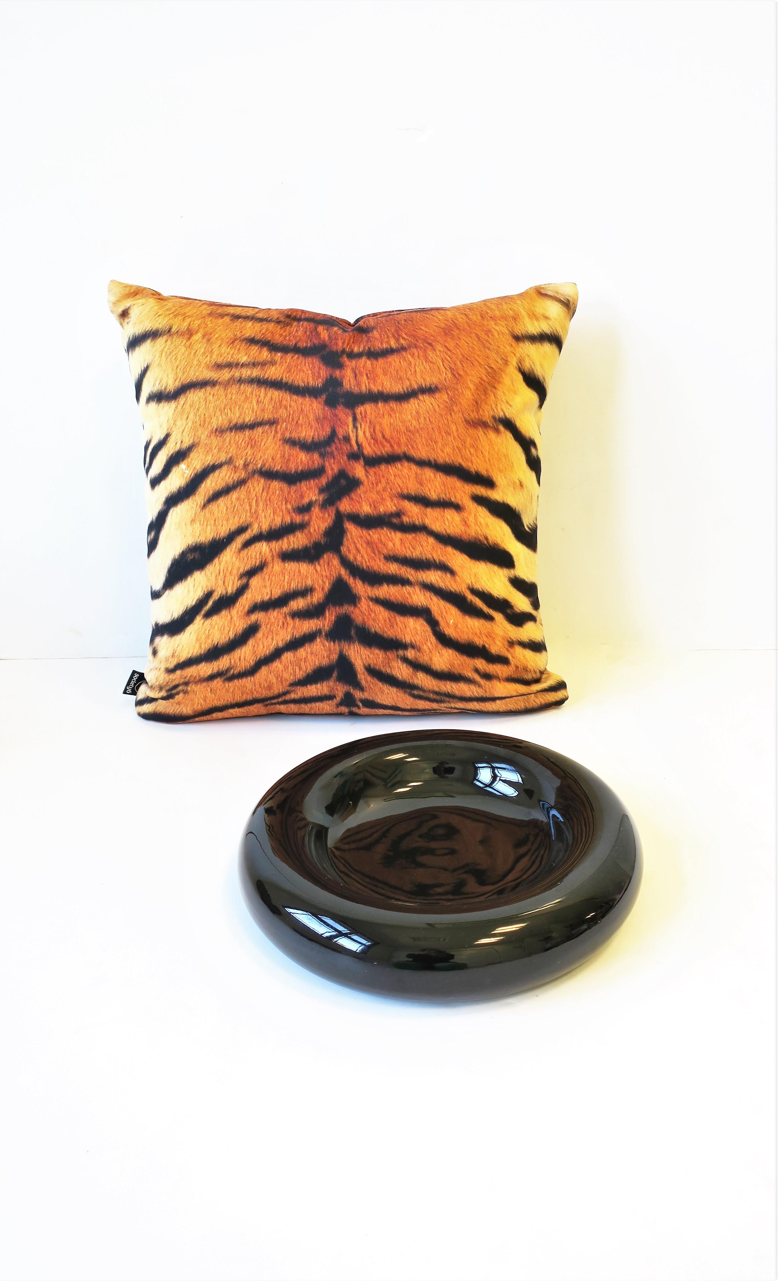 American Tiger Cat Animal Print Cotton Throw Pillow For Sale