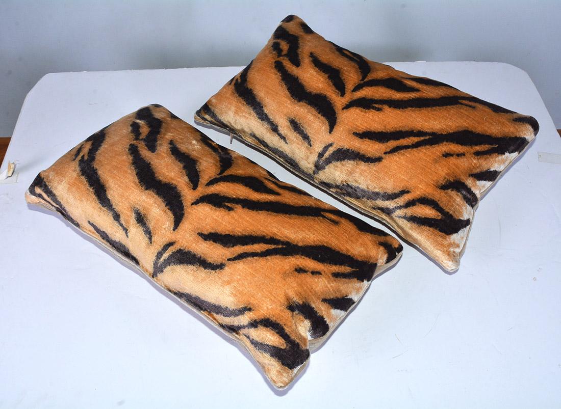 Pair of beautiful Ralph Lauren covered tiger velvet lumbar pillows. Tiger velvet in the front, fawn colored mohair back with down inserts.
 