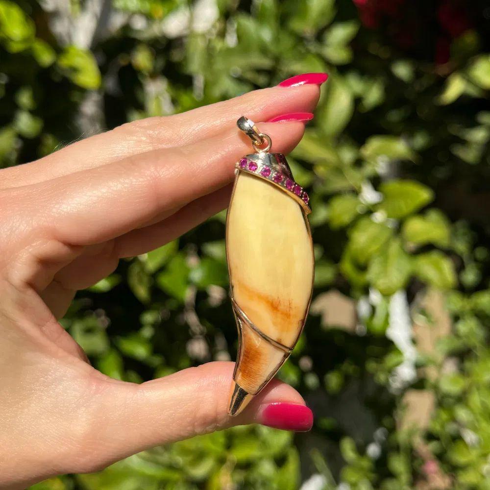 Modernist Tiger's Claw Wrapped Gold Stylized Serpent Snake Ruby and Gold Vintage Pendant For Sale